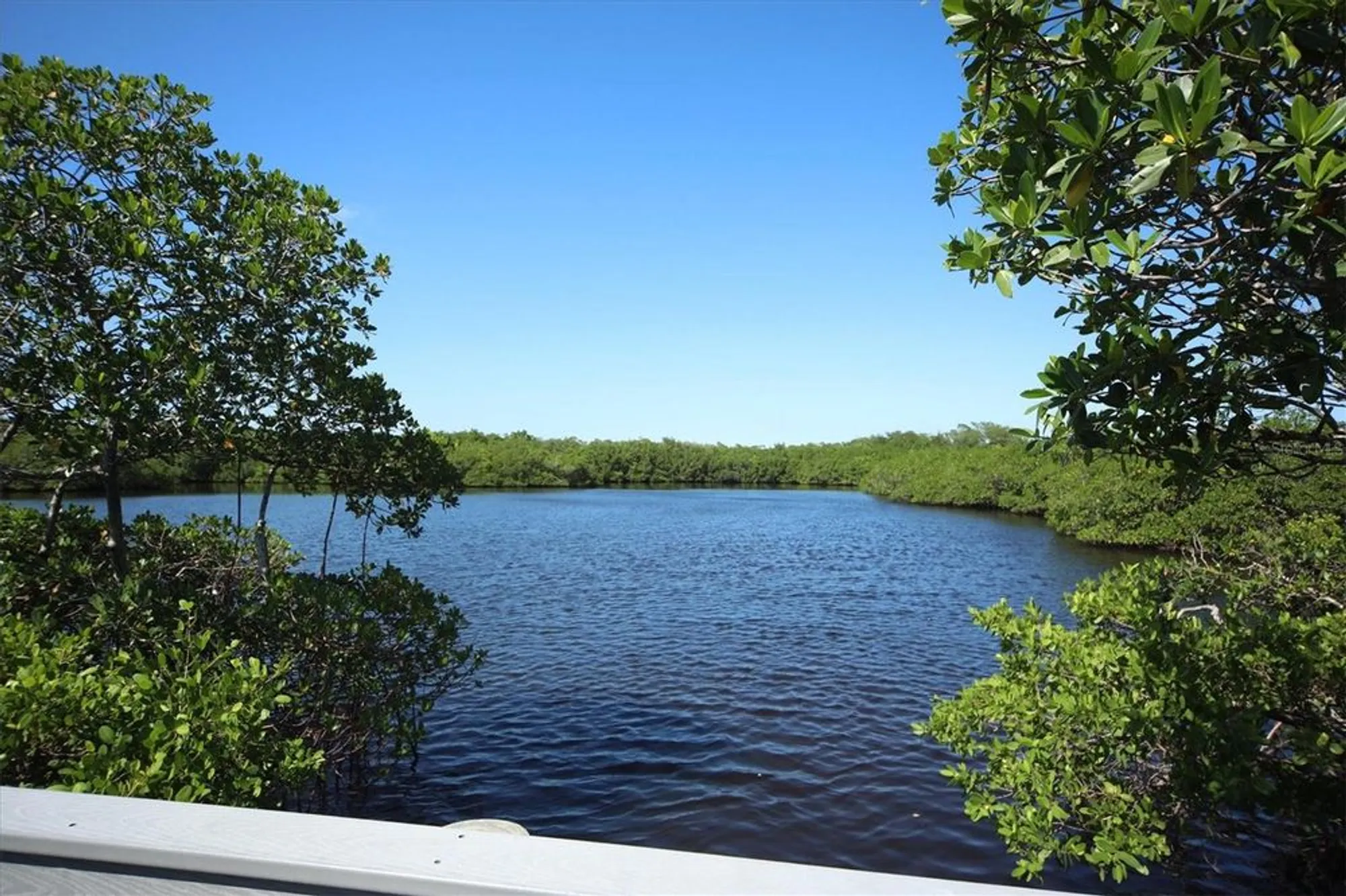 Property Slideshow image 60 of 71 | 1703 starling dr # 1703, Sarasota, FL, 34231