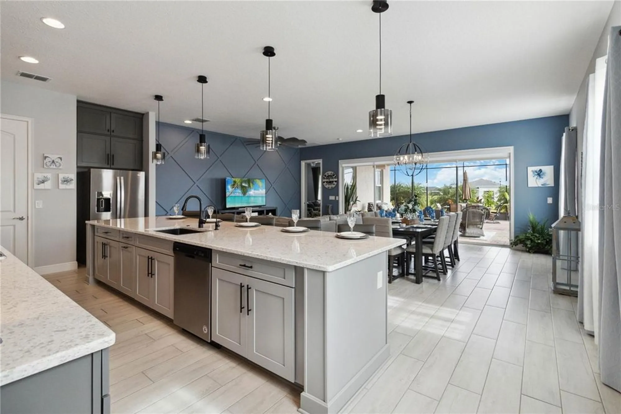 Property Slideshow image 11 of 88 | 5075 twin lakes blvd, Saint Cloud, FL, 34772