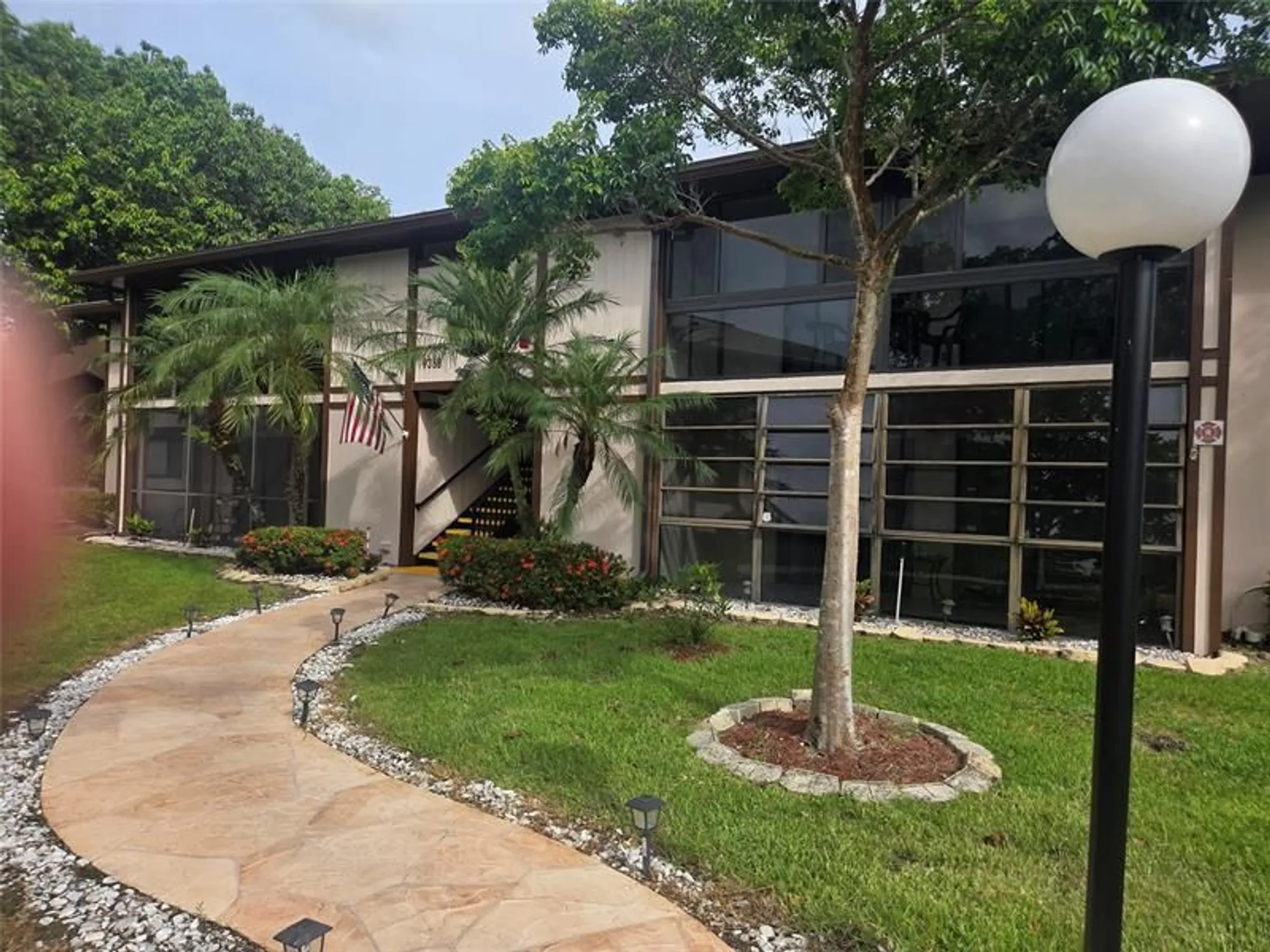 Property Slideshow image 16 of 21 | 9368 s belfort cir 105, Tamarac, FL, 33321