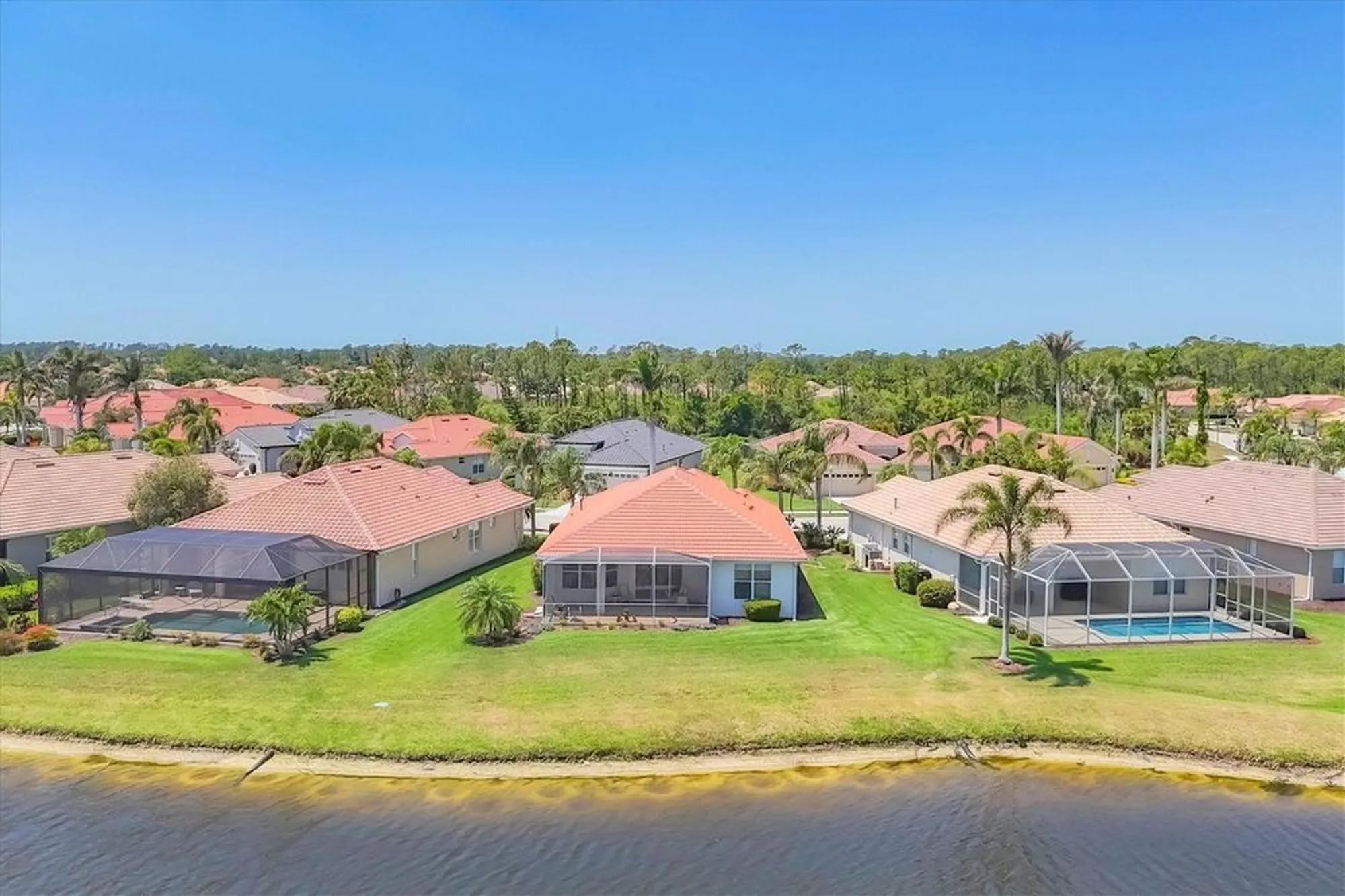 Property Slideshow image 36 of 66 | 4427 blue heron cir, North Port, FL, 34287