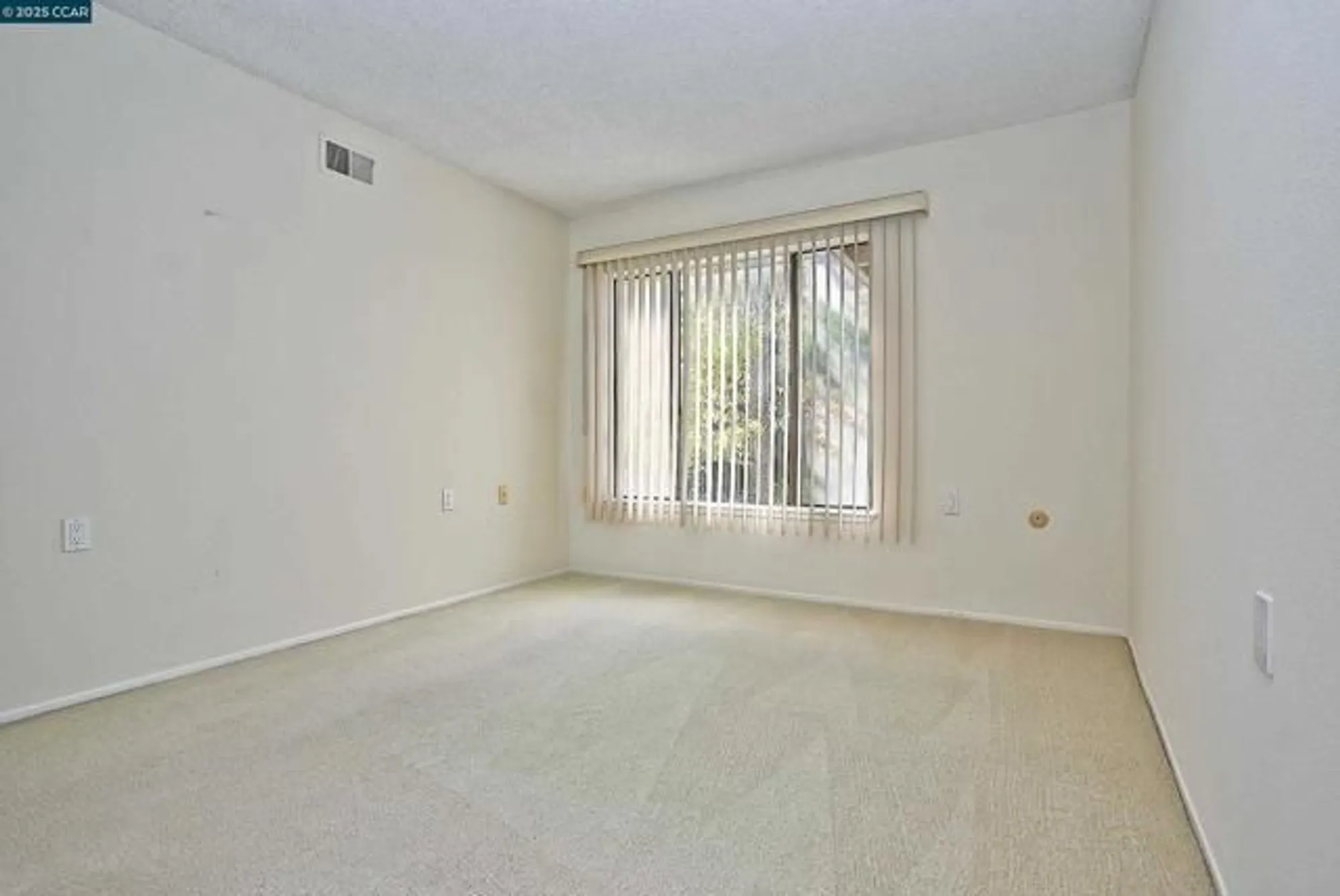 Property Slideshow image 23 of 36 | 1361 singingwood ct 7, Walnut Creek, CA, 94595