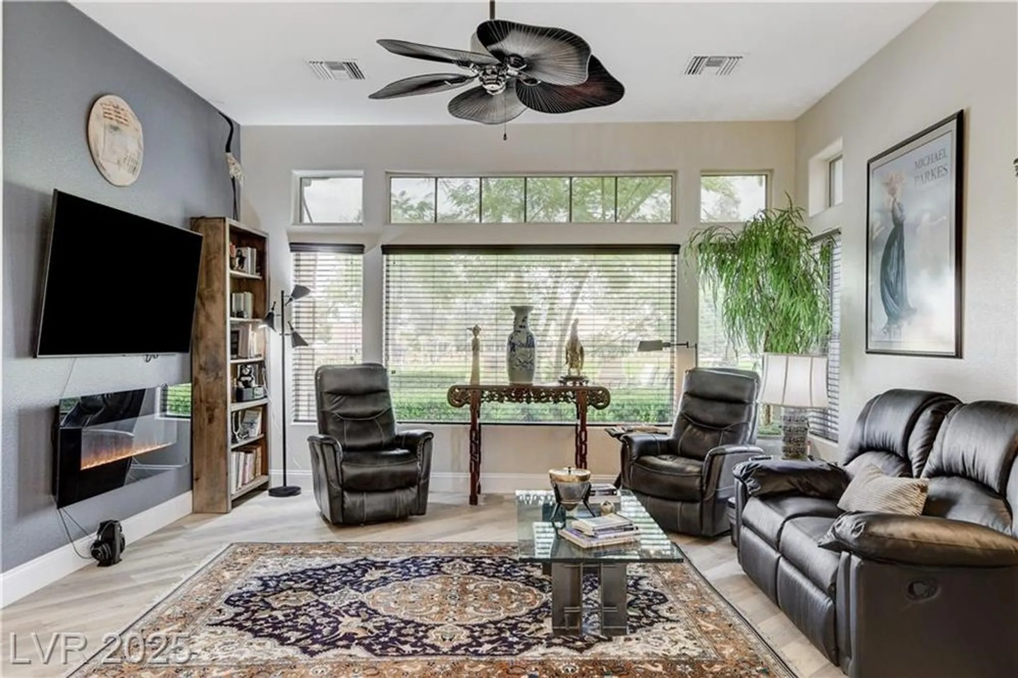 Property Slideshow image 20 of 80 | 2832 castle bar dr, Las Vegas, NV, 89134