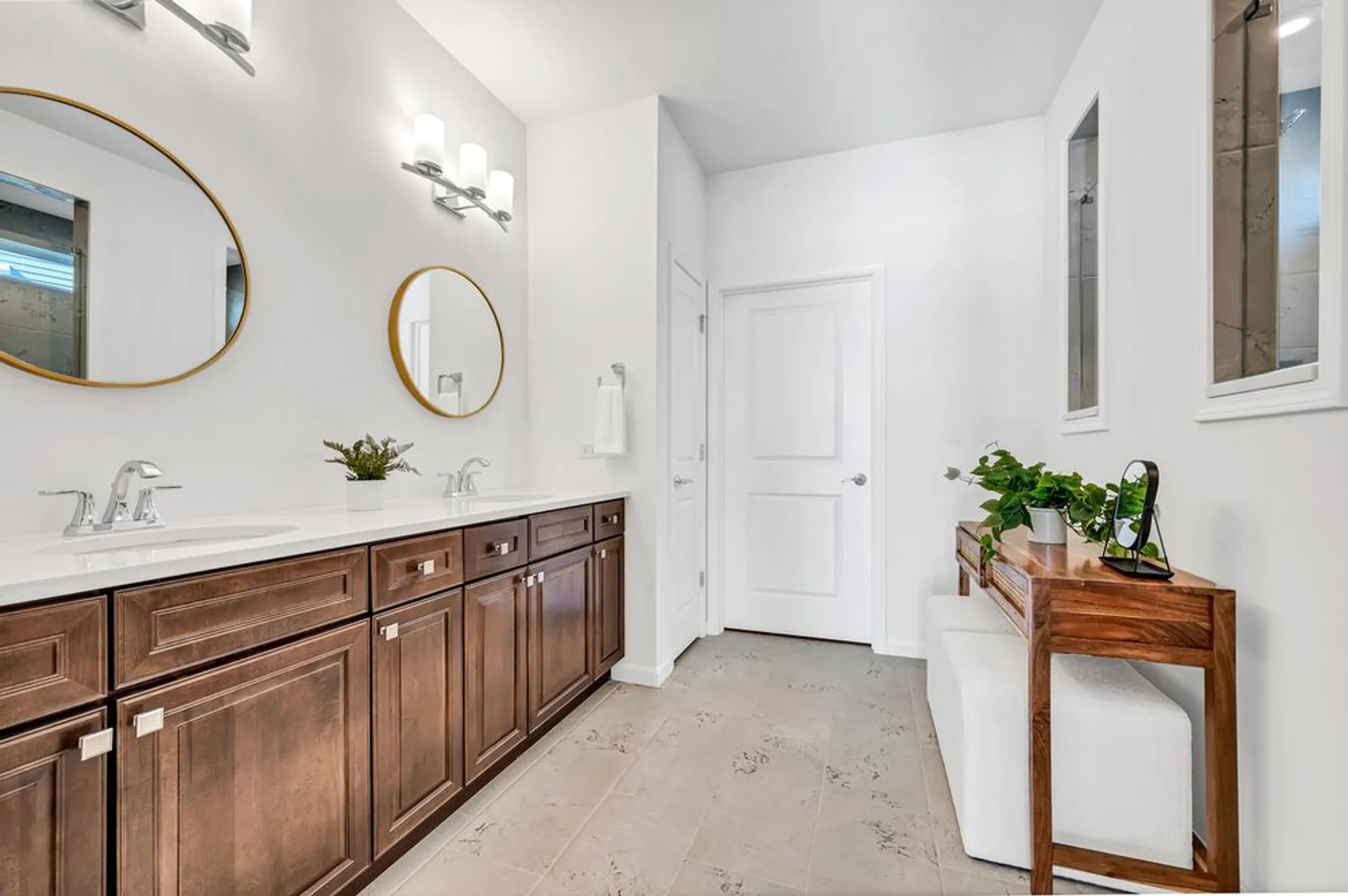 Property Slideshow image 13 of 20 | 3258 mirehaven ct, Aurora, IL, 60503