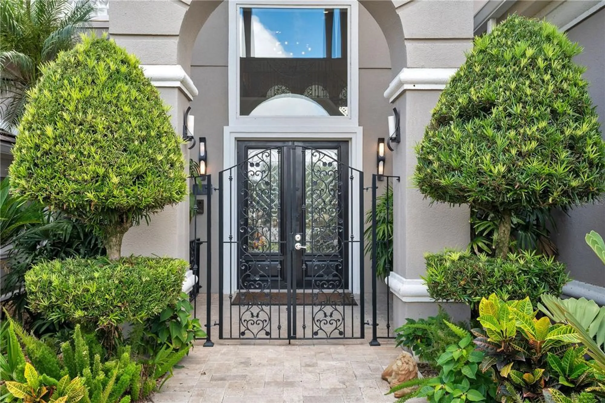 Property Slideshow image 2 of 71 | 1117 oxbridge ln, Ormond Beach, FL, 32174