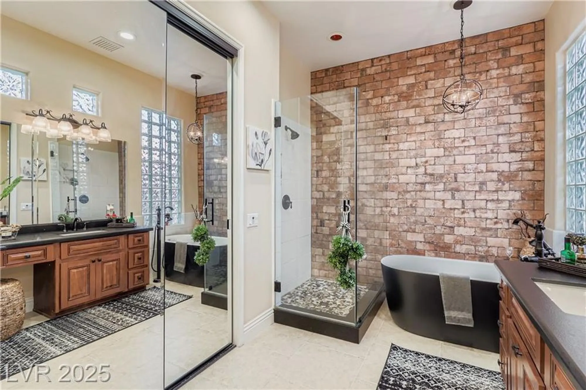 Property Slideshow image 35 of 35 | 2800 darby falls dr, Las Vegas, NV, 89134