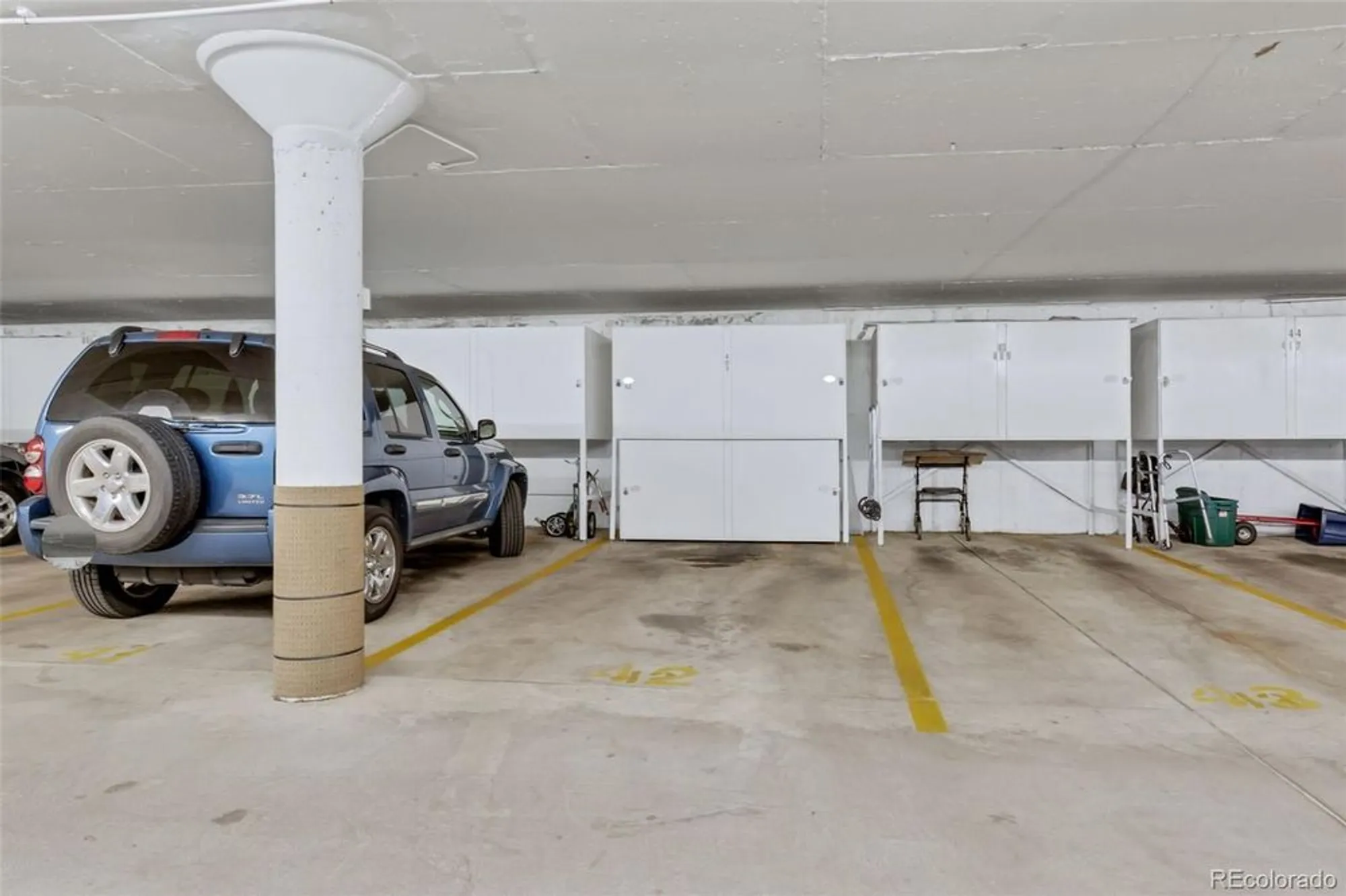 Property Slideshow image 27 of 45 | 14102 e linvale pl apt 403, Aurora, CO, 80014