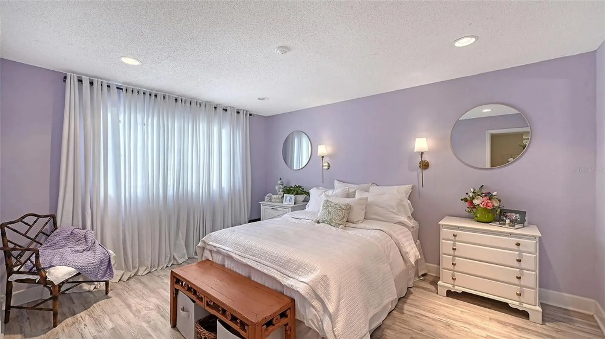 Property Slideshow image 13 of 30 | 2640 clubhouse dr 203, Sarasota, FL, 34232