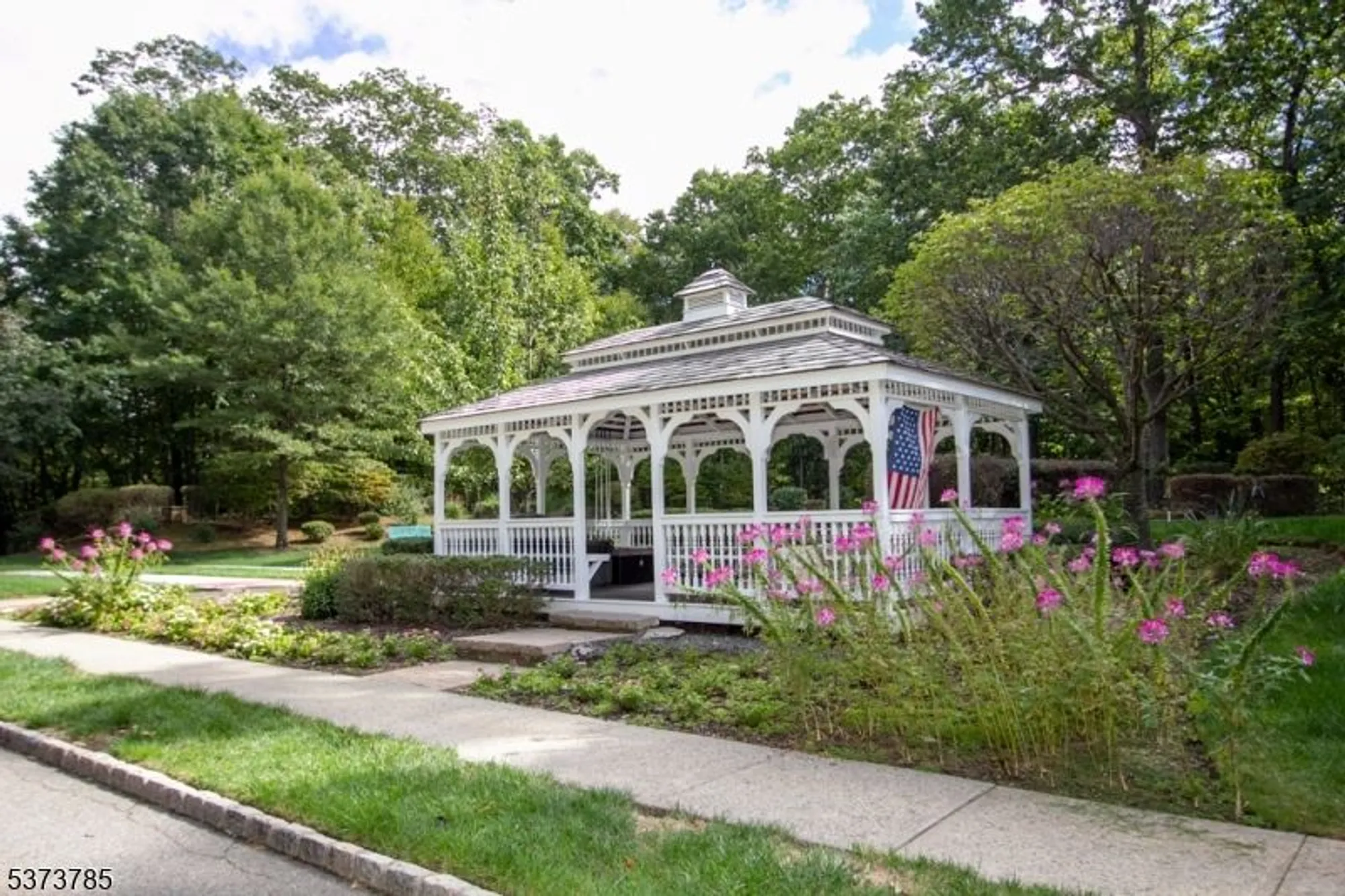 Property Slideshow image 39 of 43 | 3212 franklin ln # 212, Rockaway Boro, NJ, 07866