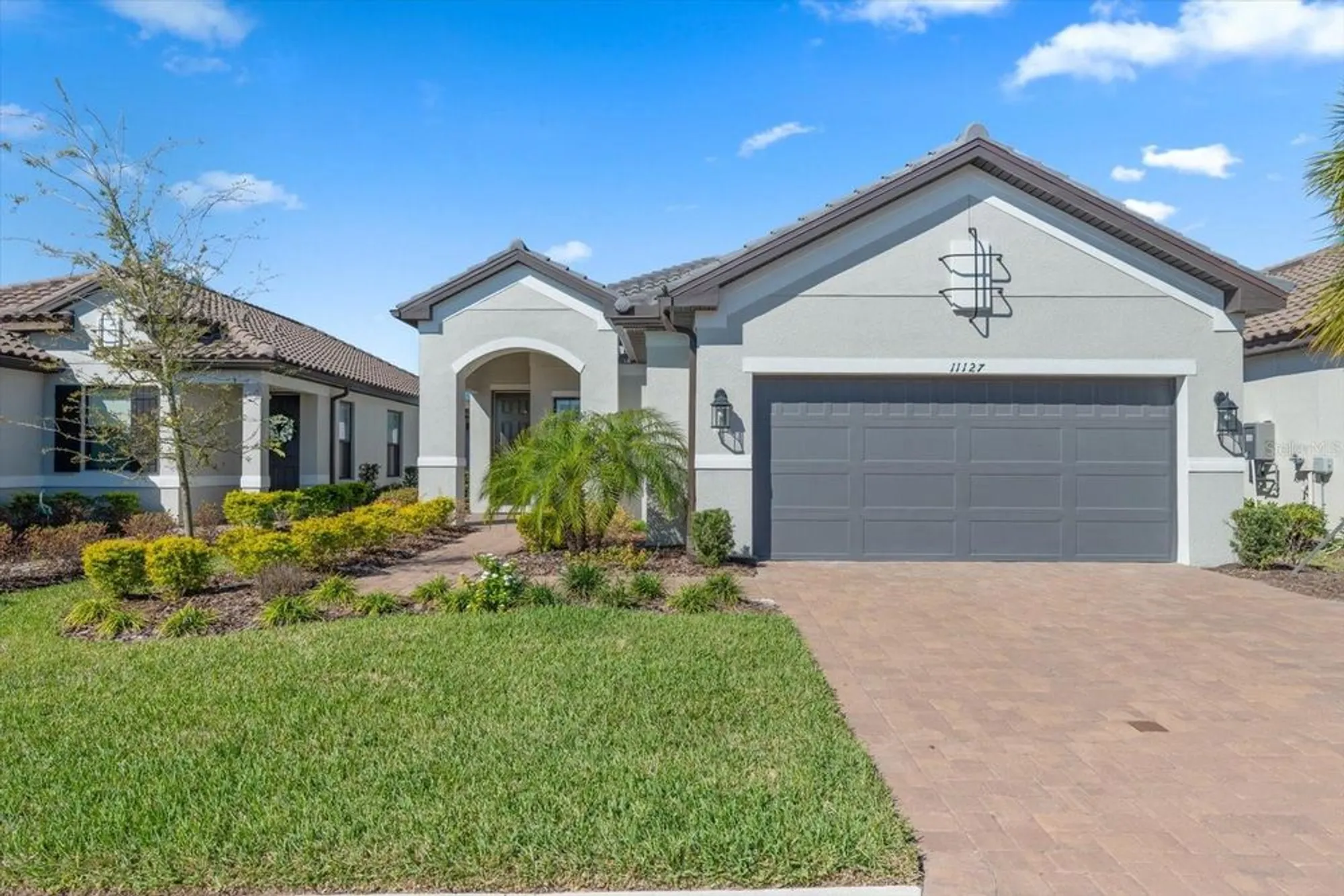 Property Slideshow image 1 of 54 | 11127 devonbridge dr, Palmetto, FL, 34221
