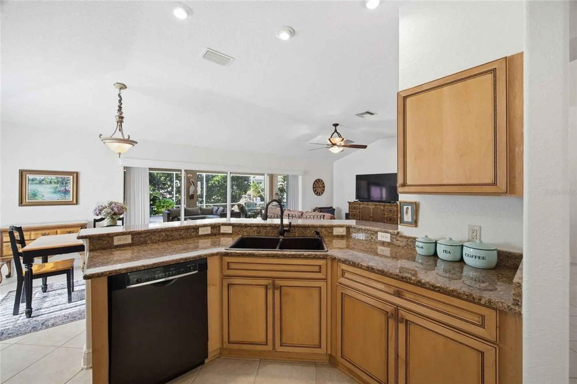 Property Slideshow image 15 of 46 | 1694 nelson ter, The Villages, FL, 32162