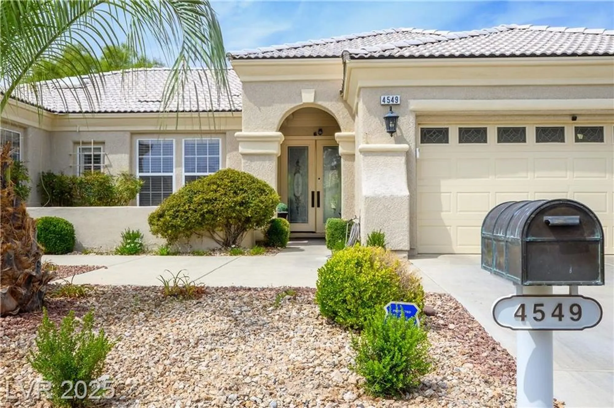 Property Slideshow image 10 of 43 | 4549 largo cantata st, Las Vegas, NV, 89135