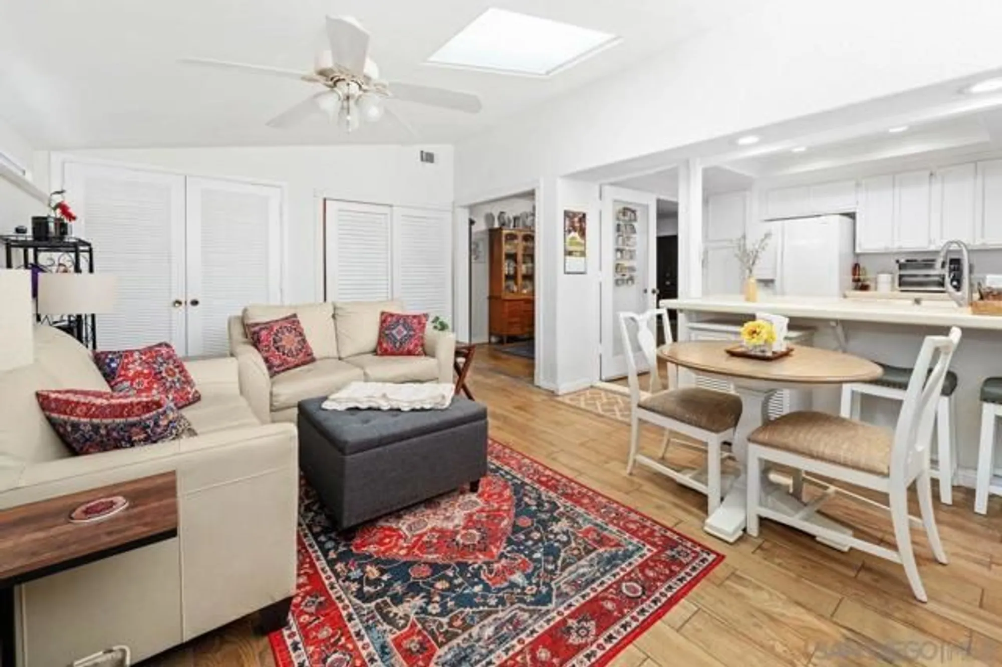 Property Slideshow image 16 of 37 | 16533 caminito vecinos unit 52, San Diego, CA, 92128