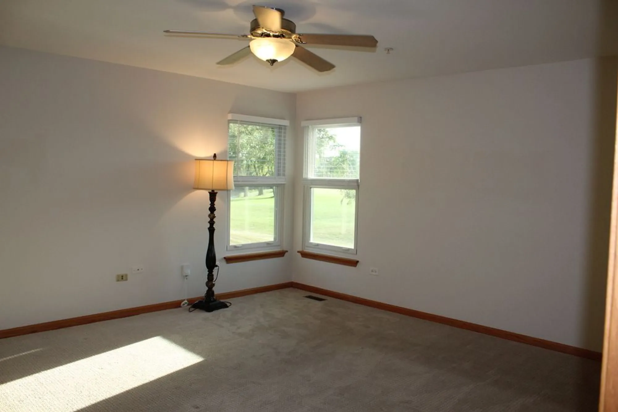 Property Slideshow image 20 of 43 | 13832 s balsam ln d, Plainfield, IL, 60544