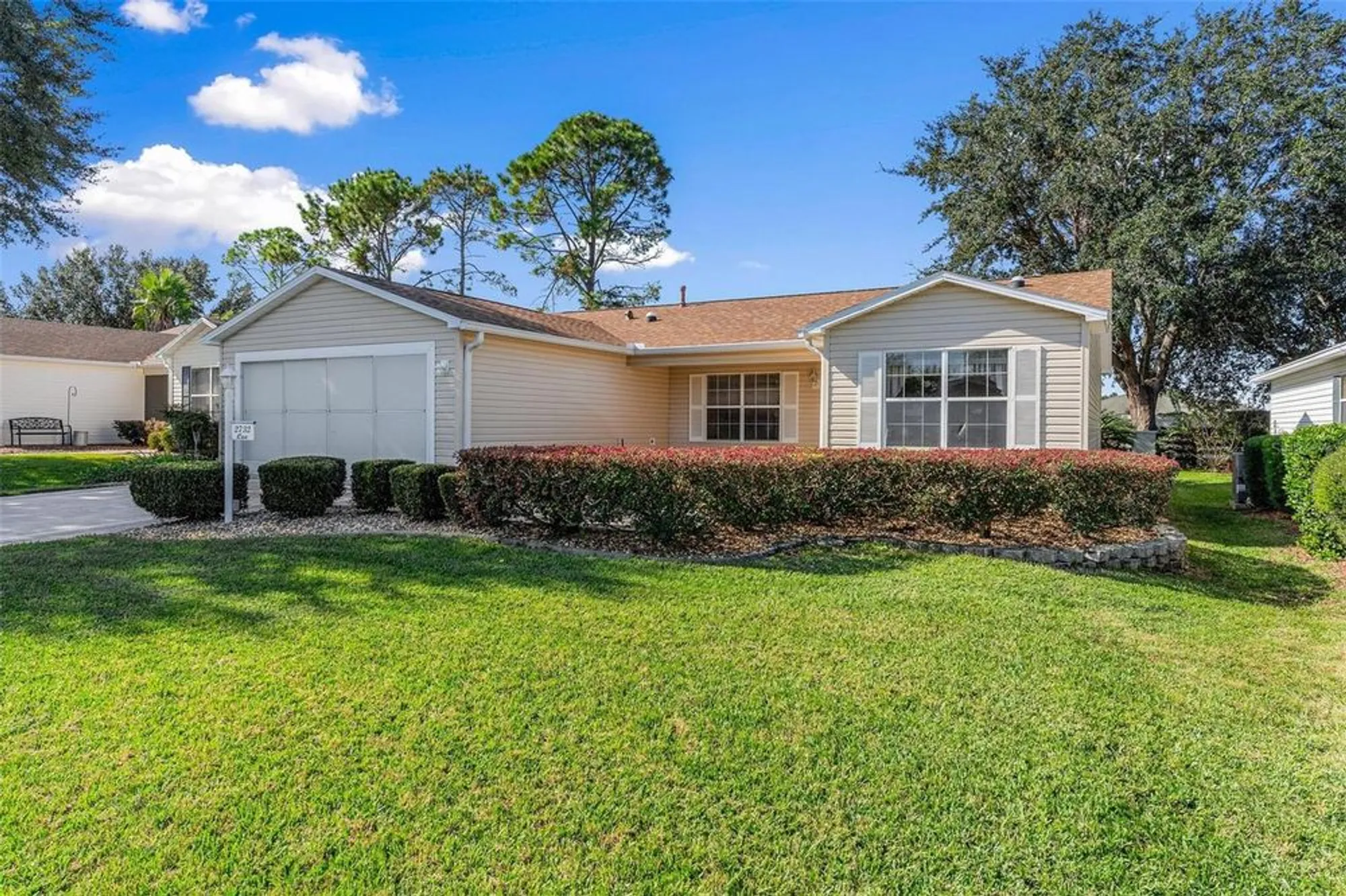 Property Slideshow image 2 of 45 | 2732 privada dr, The Villages, FL, 32162