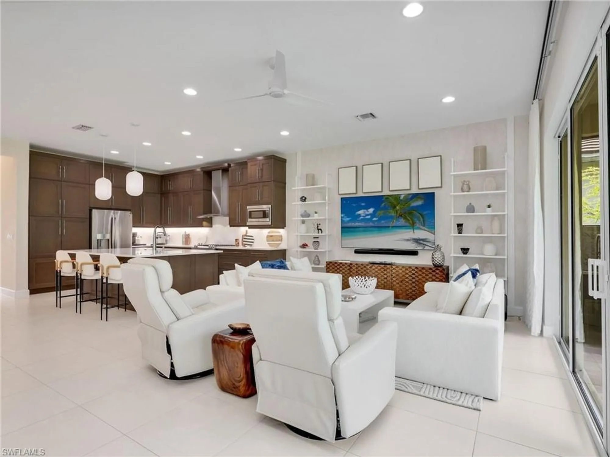 Property Slideshow image 20 of 49 | 11265 daphne ct, Naples, FL, 34120