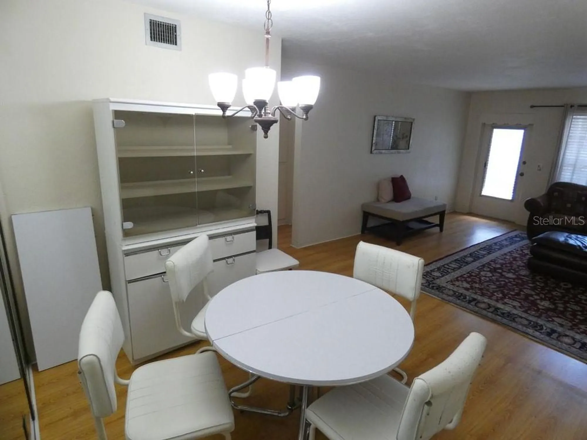 Property Slideshow image 8 of 30 | 2462 brazilia dr apt 44, Clearwater, FL, 33763