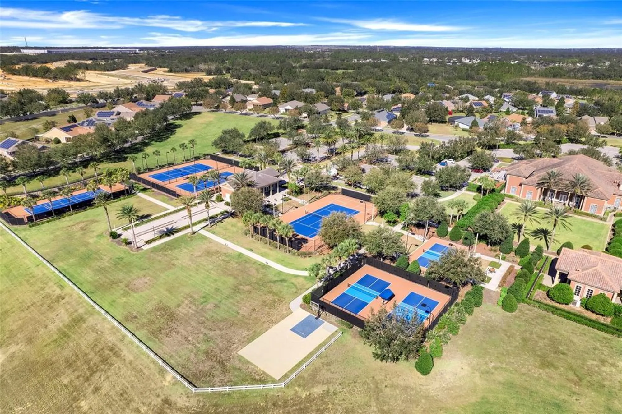 Property Slideshow image 26 of 41 | 119 crescent moon dr, Groveland, FL, 34736