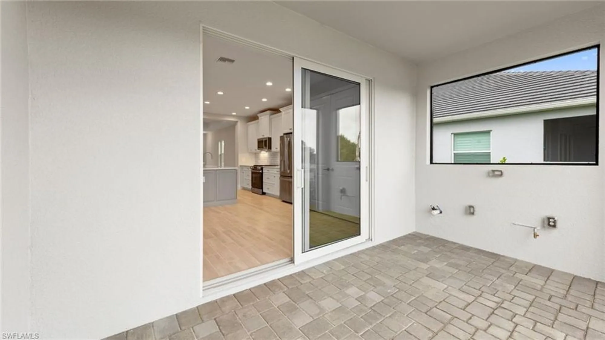 Property Slideshow image 31 of 33 | 2937 heritage pines dr, Fort Myers, FL, 33905