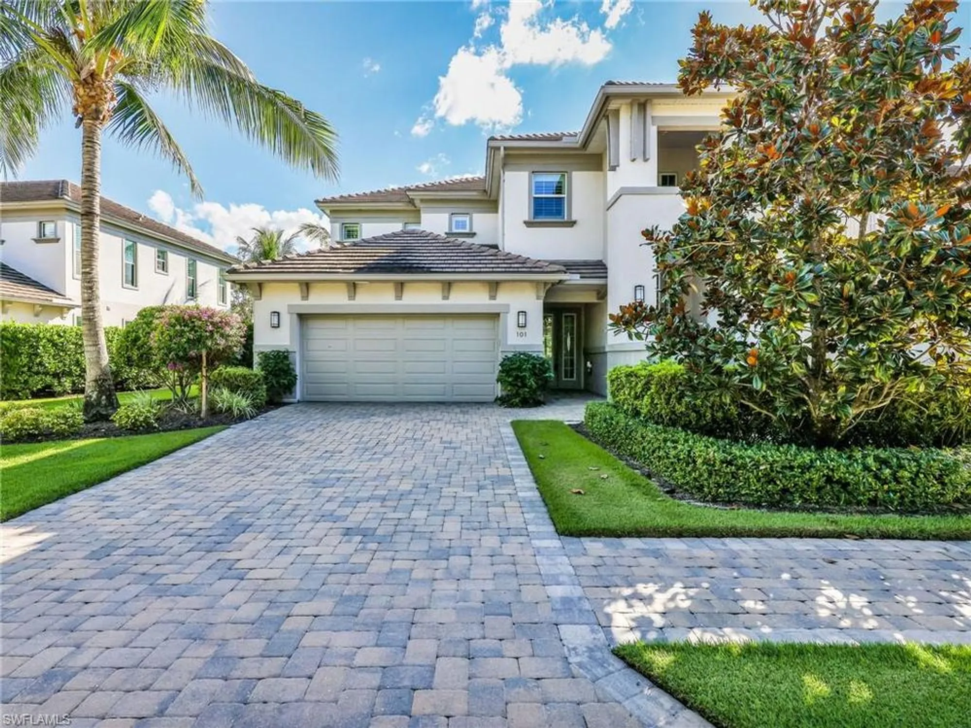 Property Slideshow image 4 of 49 | 8012 signature club cir unit 101, Naples, FL, 34113