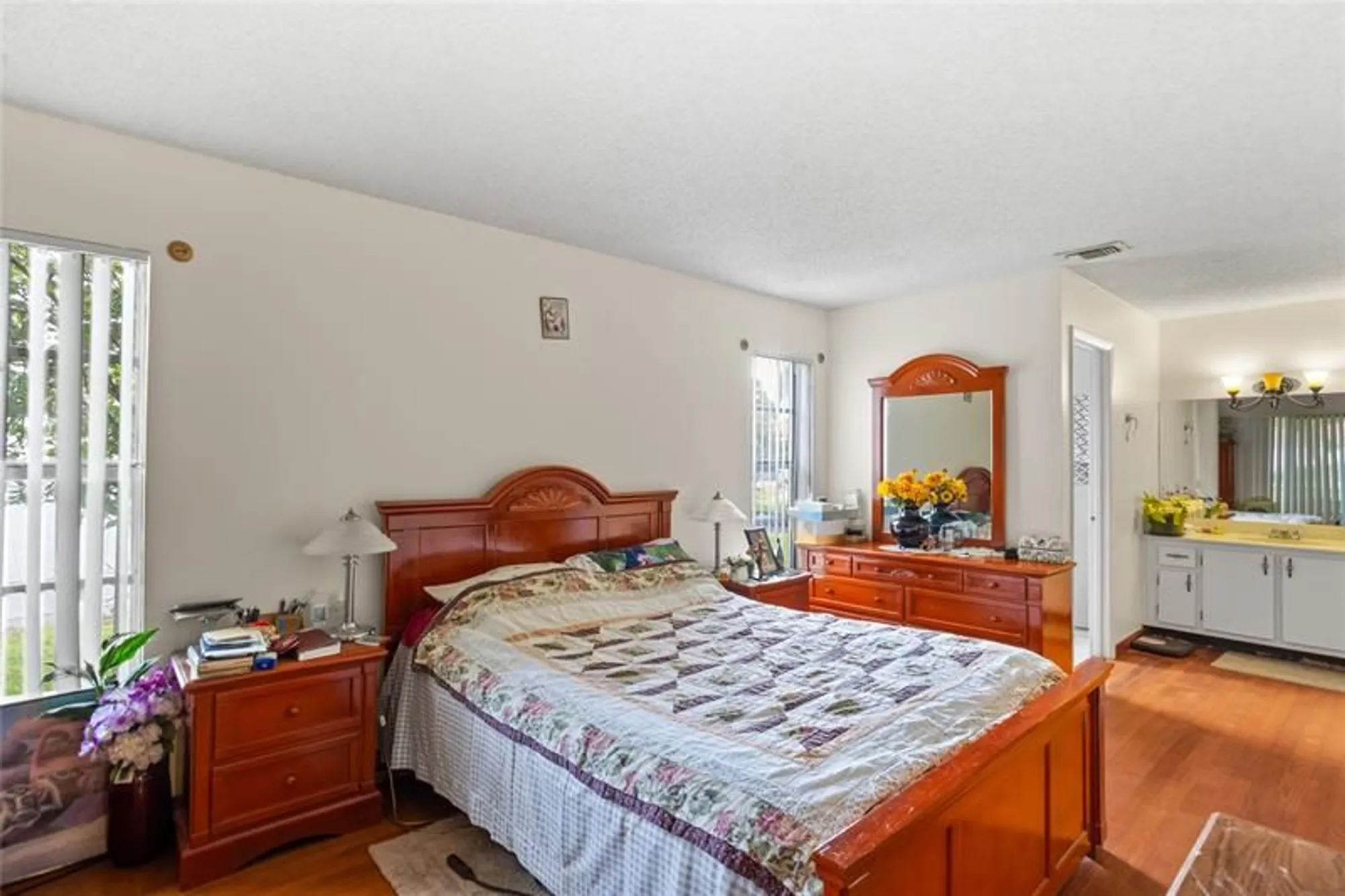 Property Slideshow image 11 of 21 | 6301 silver moon ln, Greenacres, FL, 33463