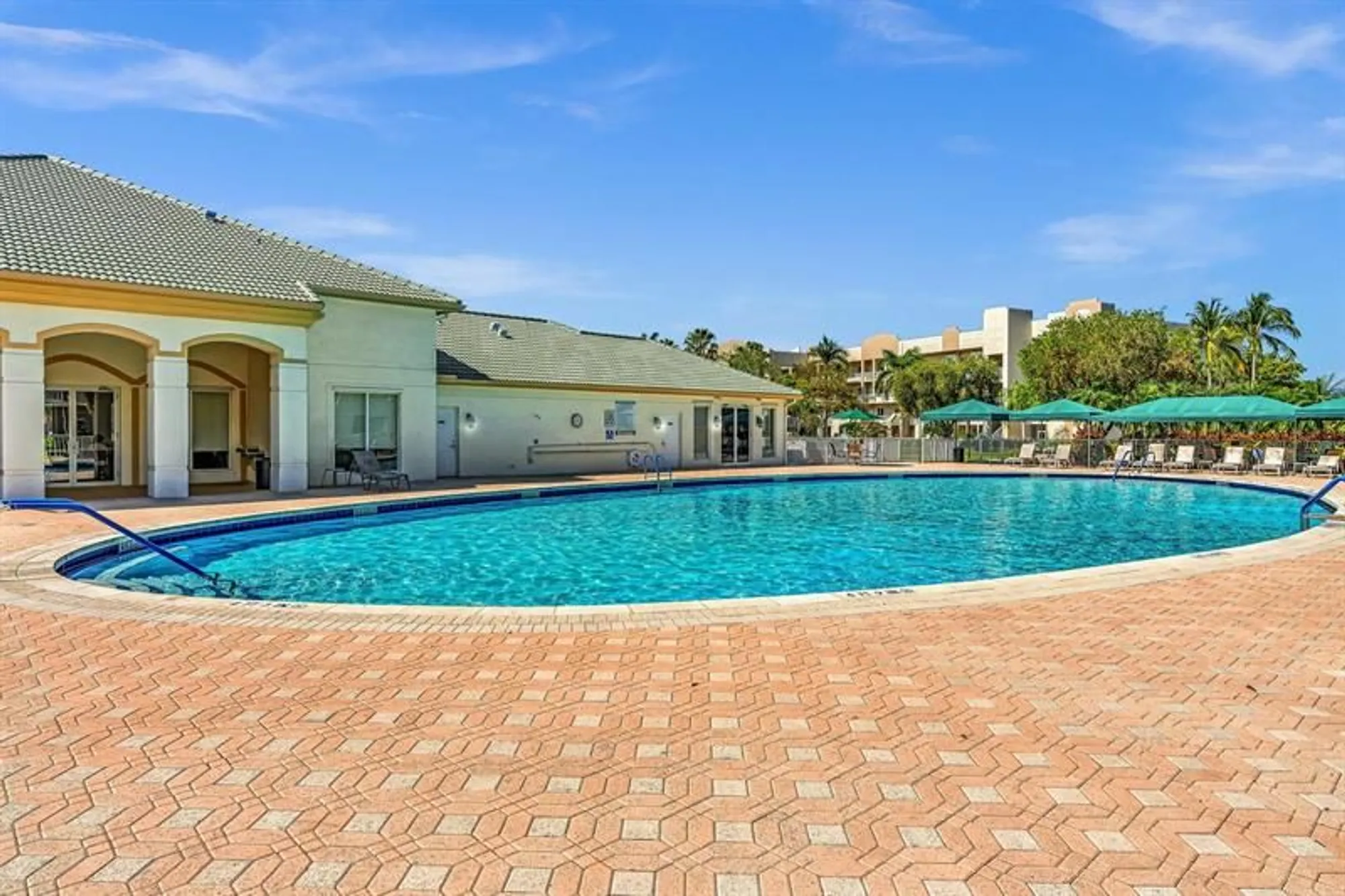 Property Slideshow image 47 of 76 | 7715 southampton ter 301, Tamarac, FL, 33321