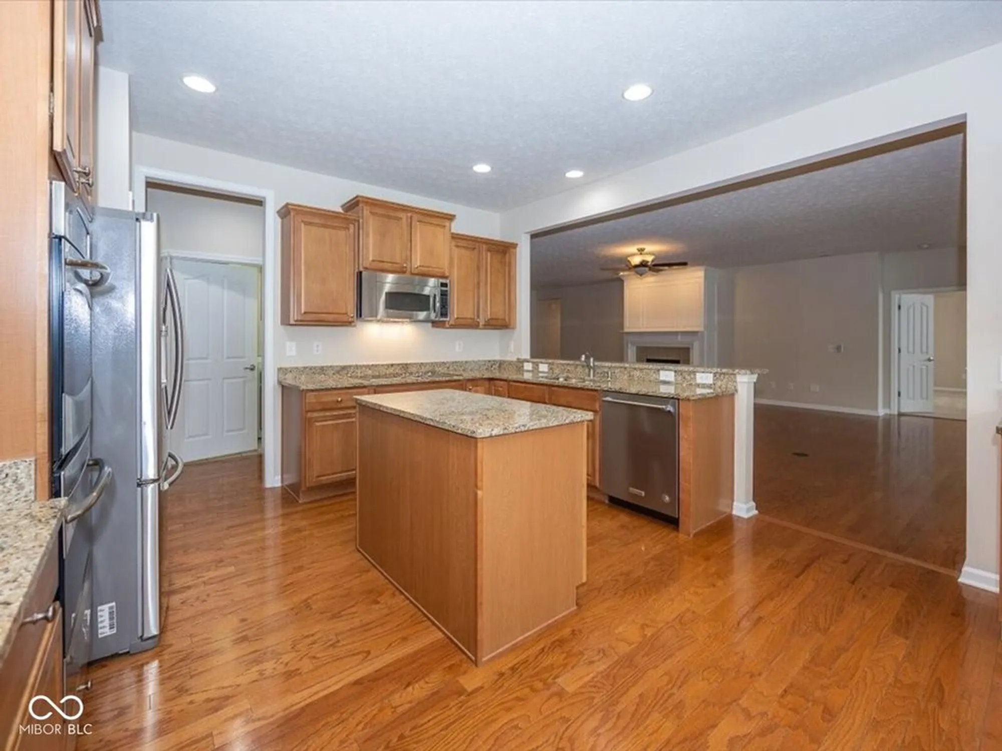 Property Slideshow image 28 of 50 | 16160 brookmere ave, Fishers, IN, 46037