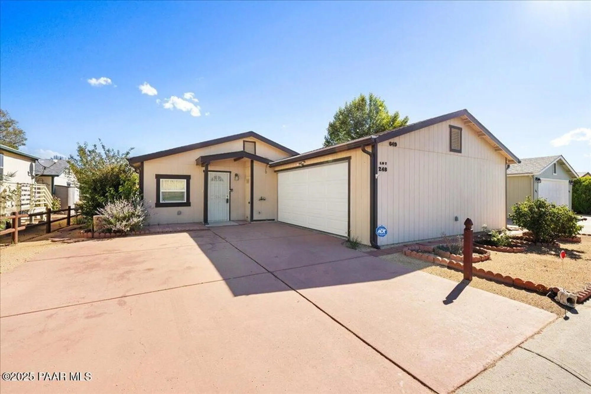 Property Slideshow image 1 of 28 | 649 n vermilion dr, Dewey-Humboldt, AZ, 86327