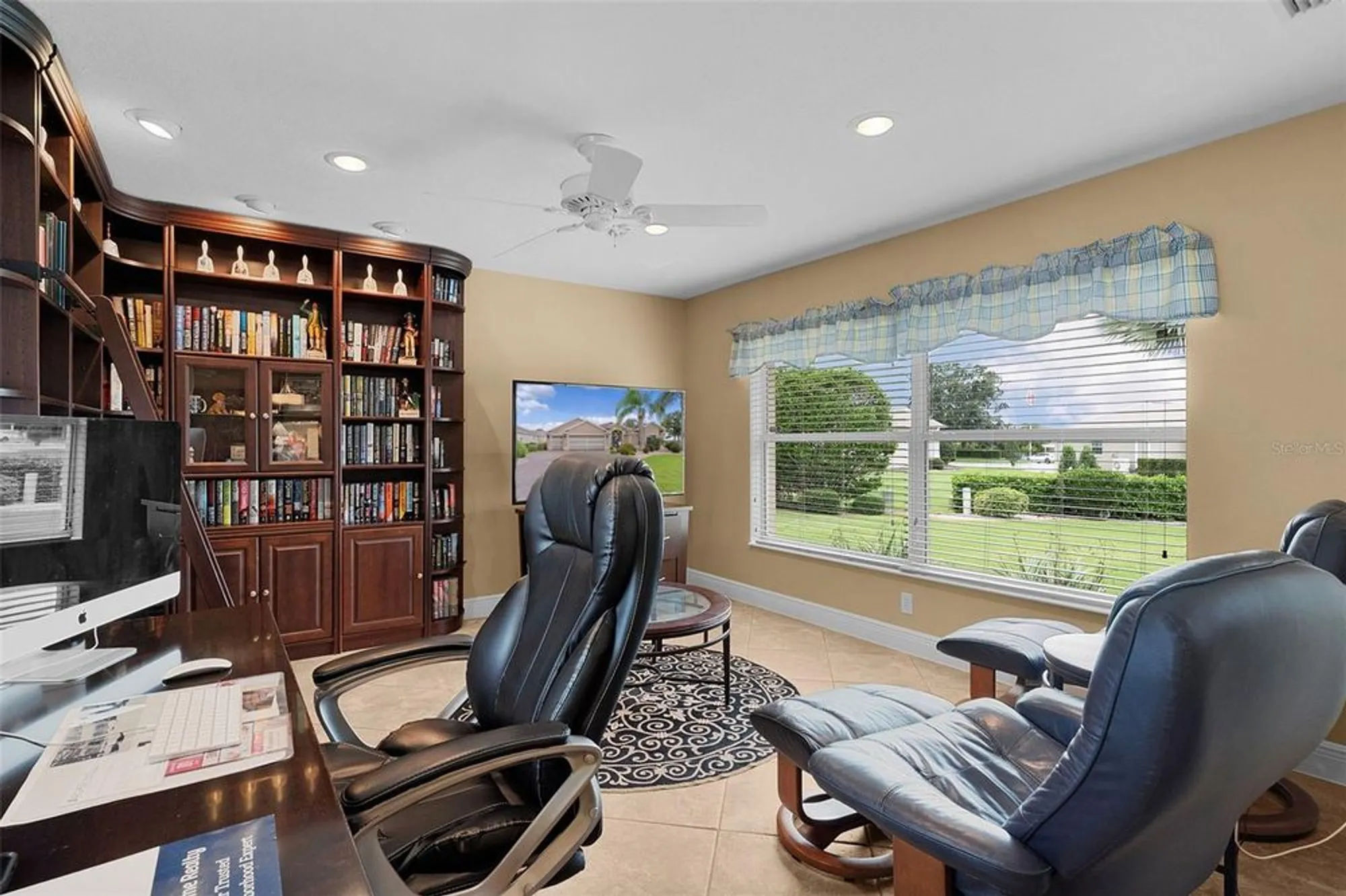 Property Slideshow image 30 of 63 | 859 chapman loop, The Villages, FL, 32162