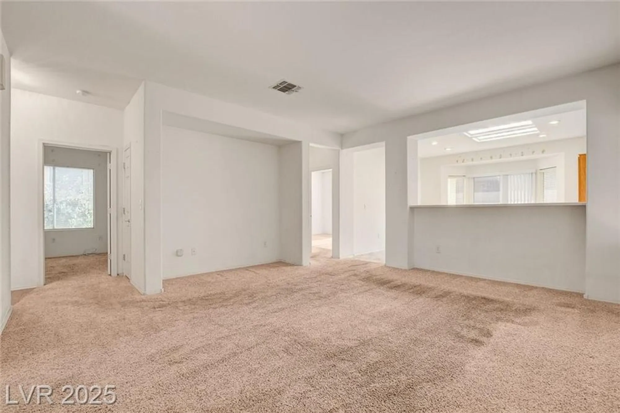 Property Slideshow image 8 of 45 | 2839 sapphire desert dr, Henderson, NV, 89052