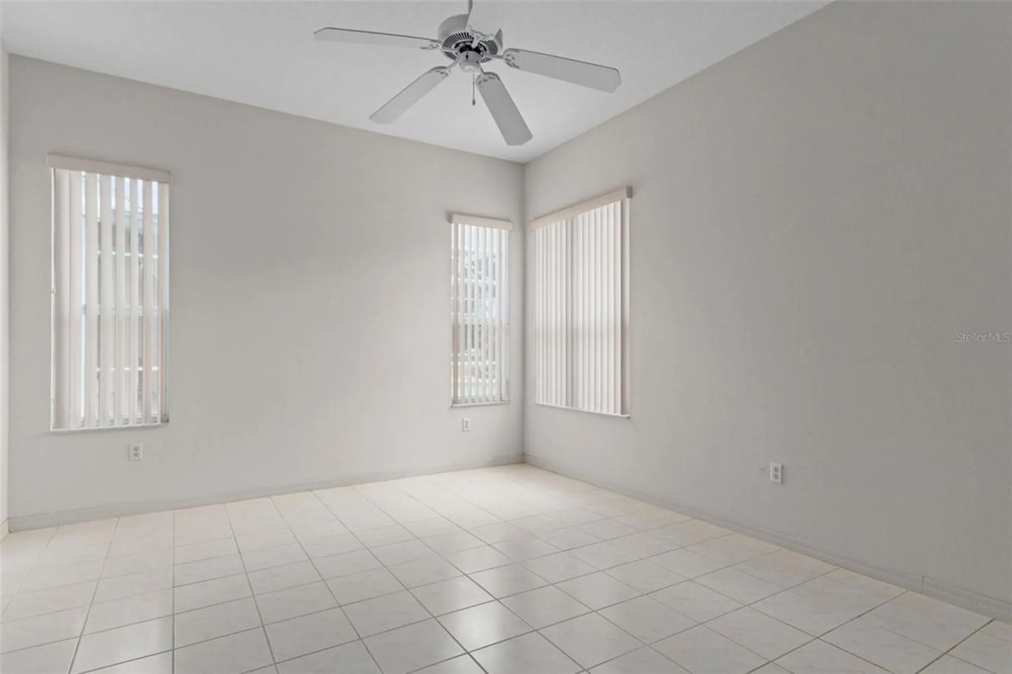 Property Slideshow image 24 of 71 | 9149 penelope dr, Weeki Wachee, FL, 34613