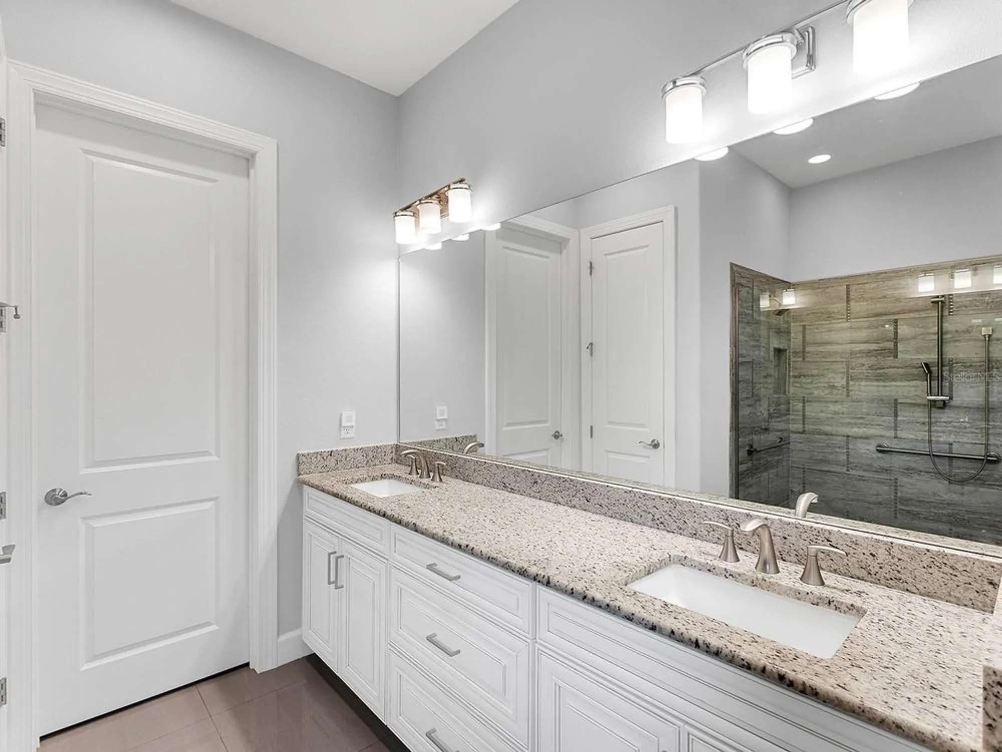 Property Slideshow image 29 of 75 | 12840 sorrento way, Lakewood Ranch, FL, 34211