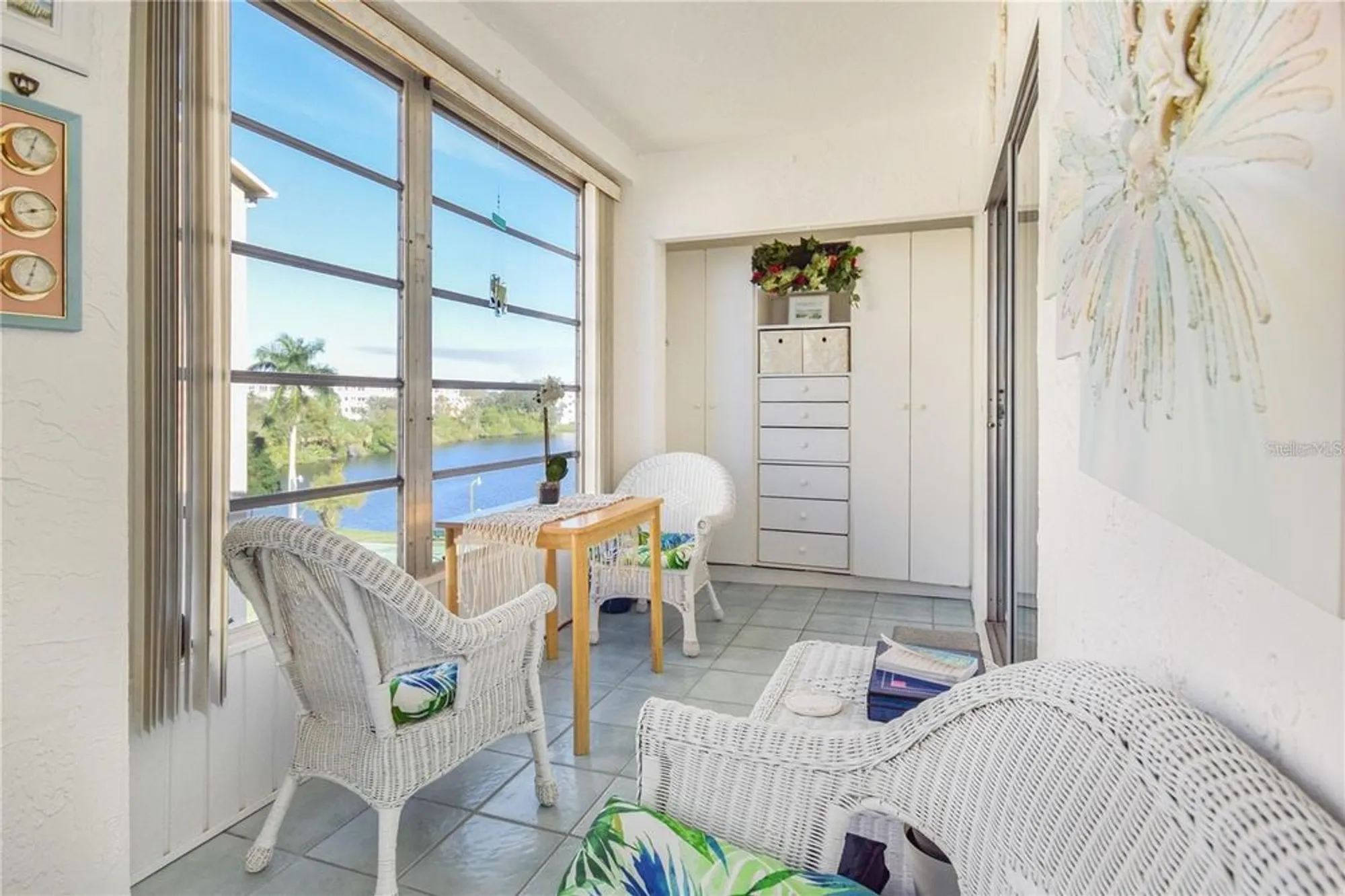 Property Slideshow image 19 of 43 | 3617 lake bayshore dr j-401, Bradenton, FL, 34205