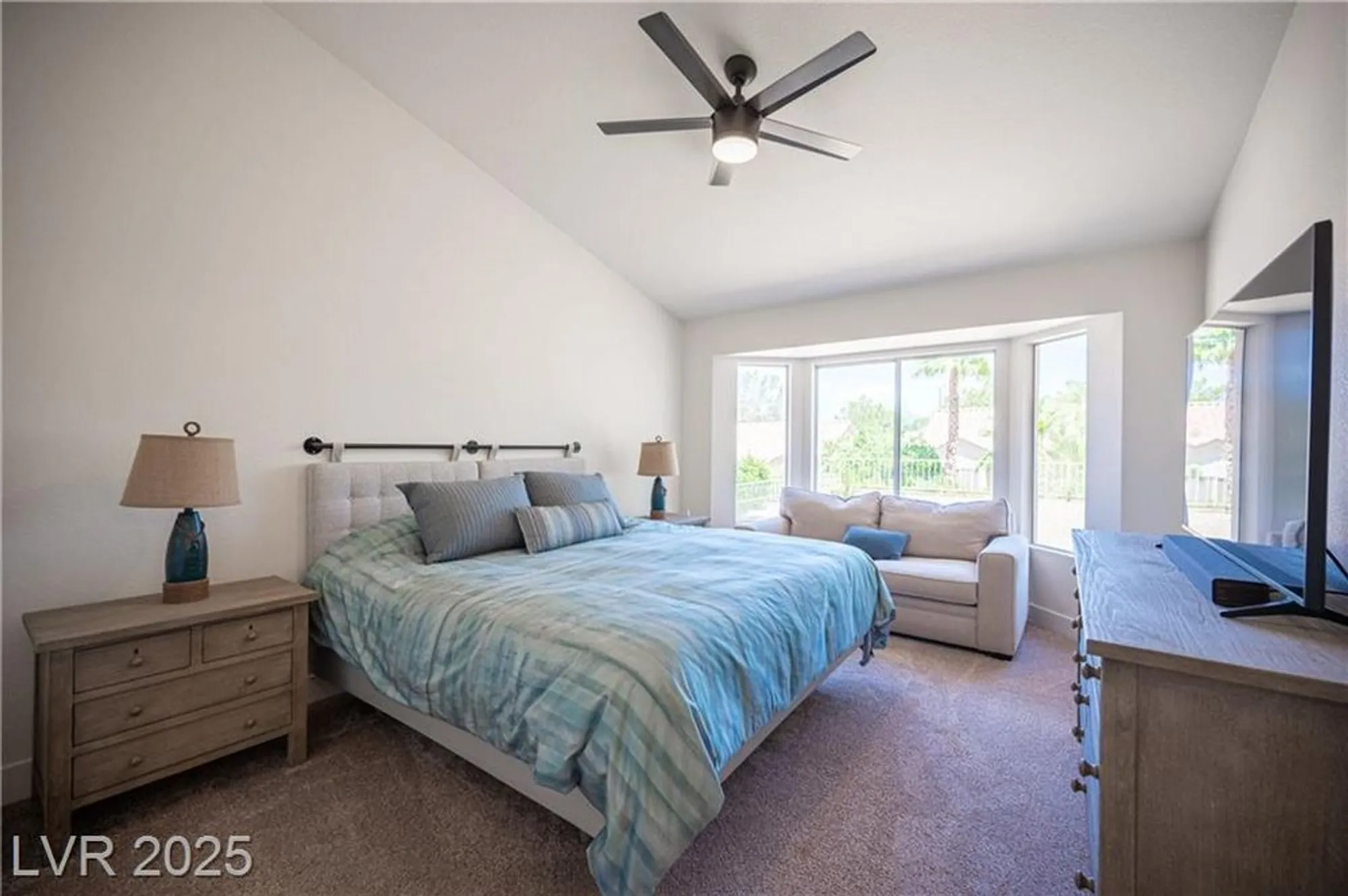 Property Slideshow image 4 of 72 | 2548 tumble brook dr, Las Vegas, NV, 89134