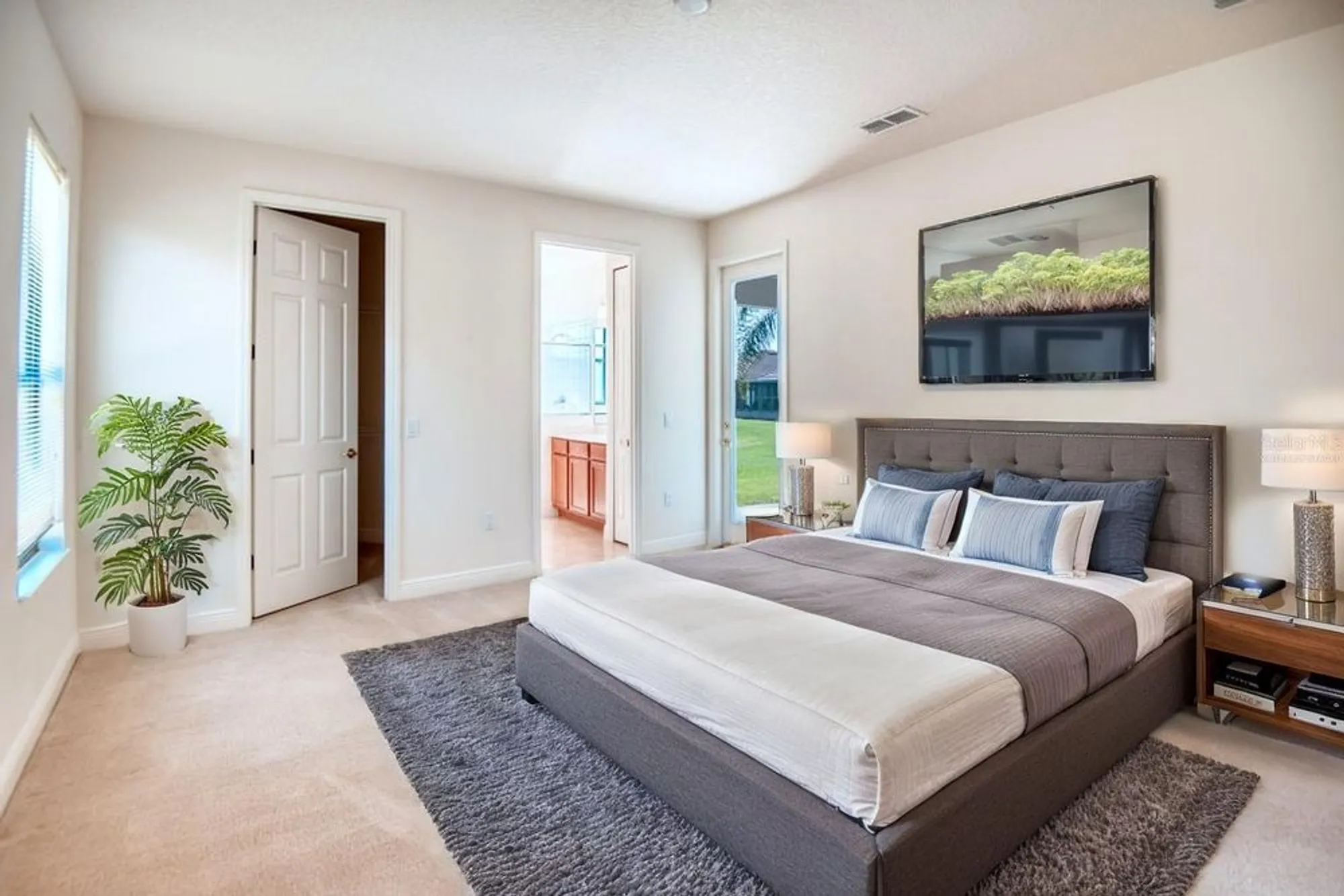 Property Slideshow image 18 of 34 | 307 monterey st, Poinciana, FL, 34759