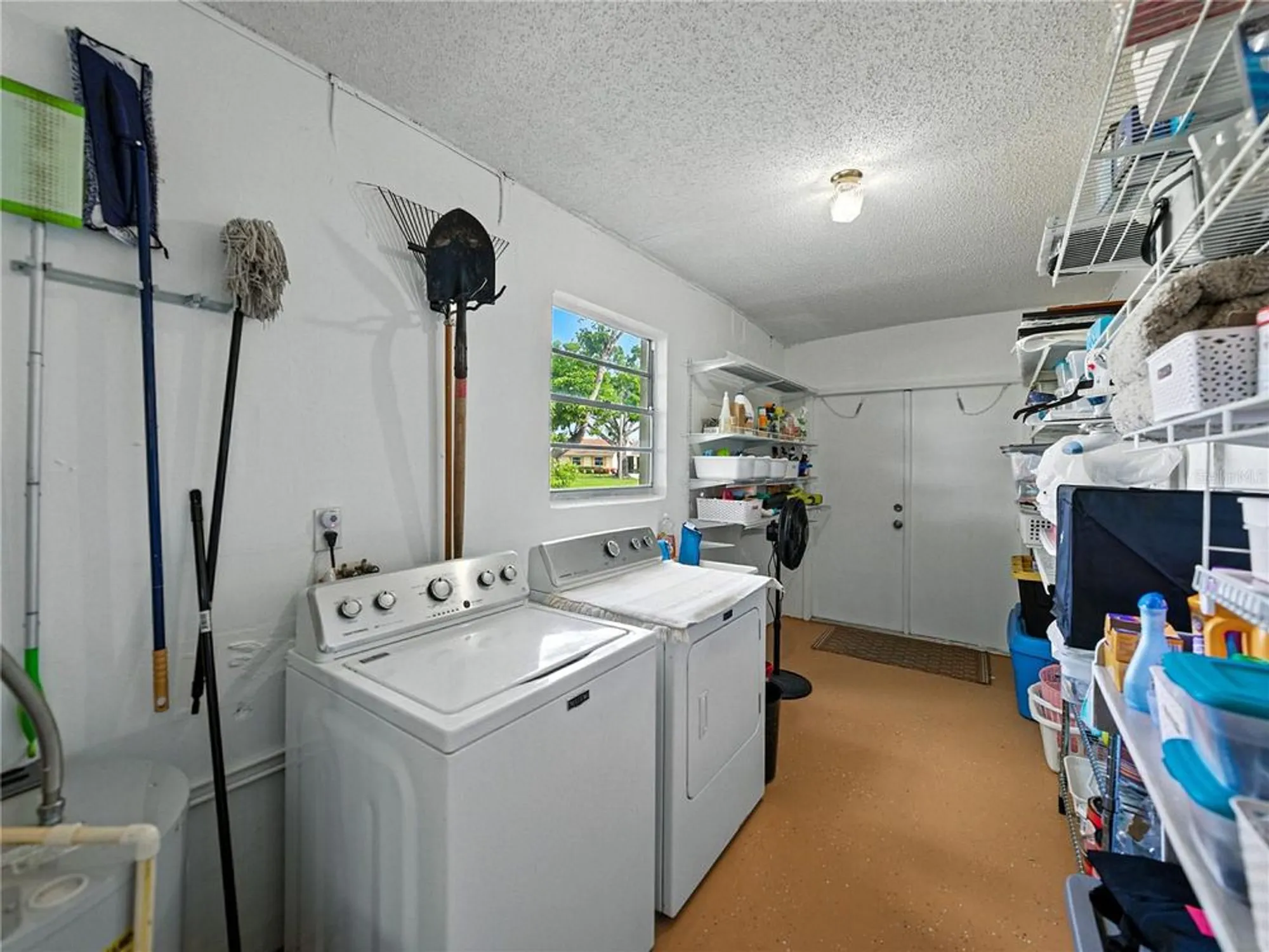 Property Slideshow image 32 of 42 | 322 gloucester blvd # 322, Sun City Center, FL, 33573