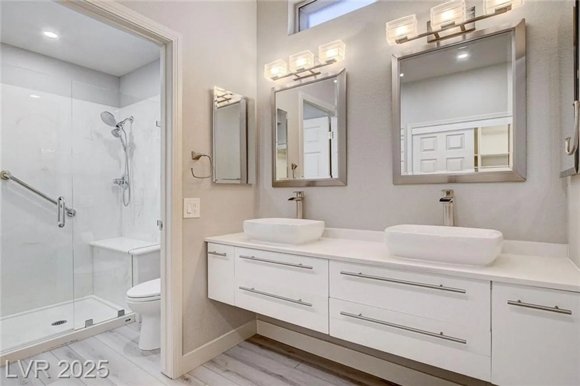 Property Slideshow image 28 of 42 | 10044 woodhouse dr, Las Vegas, NV, 89134