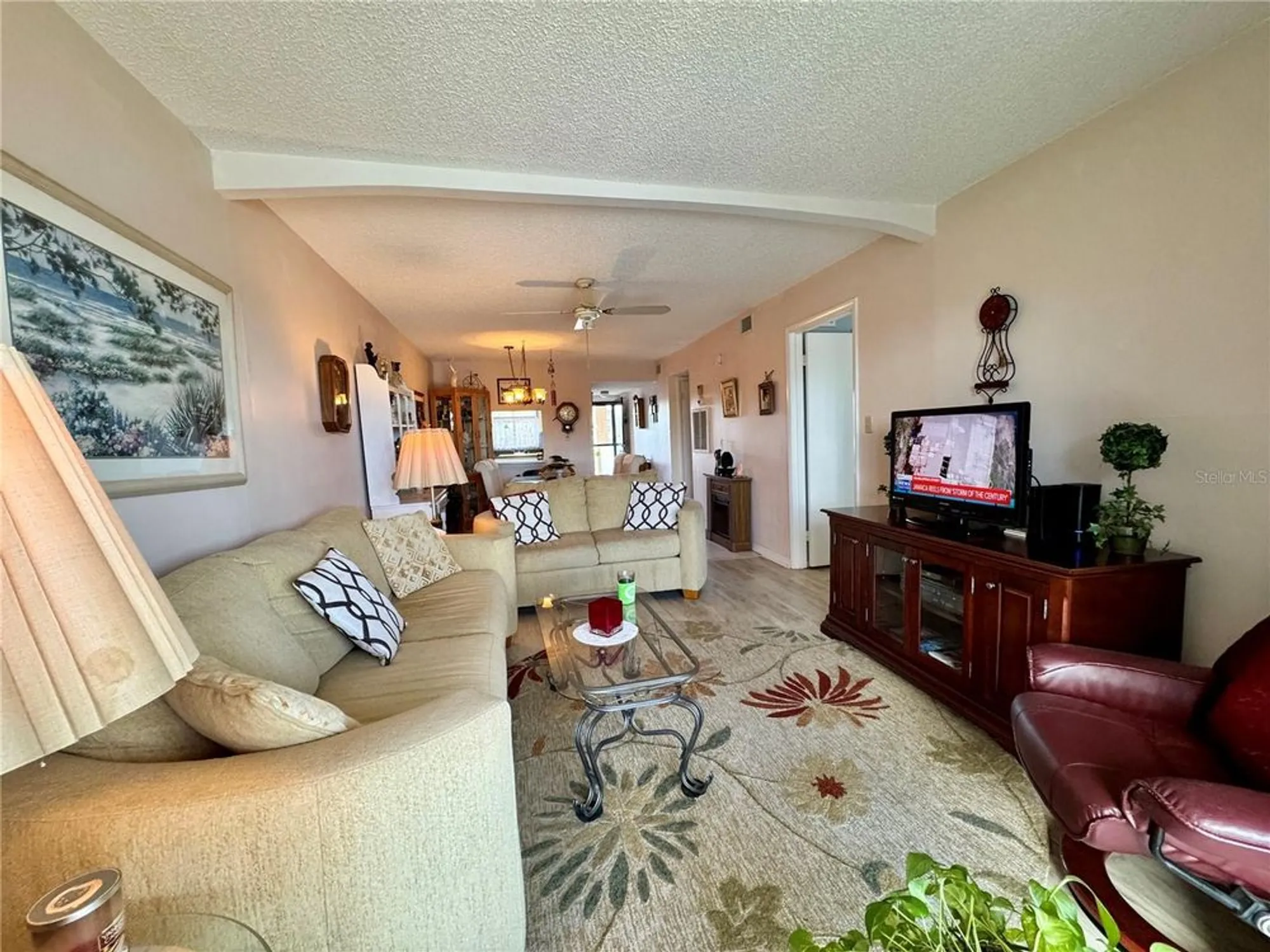 Property Slideshow image 13 of 48 | 3927 lake bayshore dr # f312, Bradenton, FL, 34205