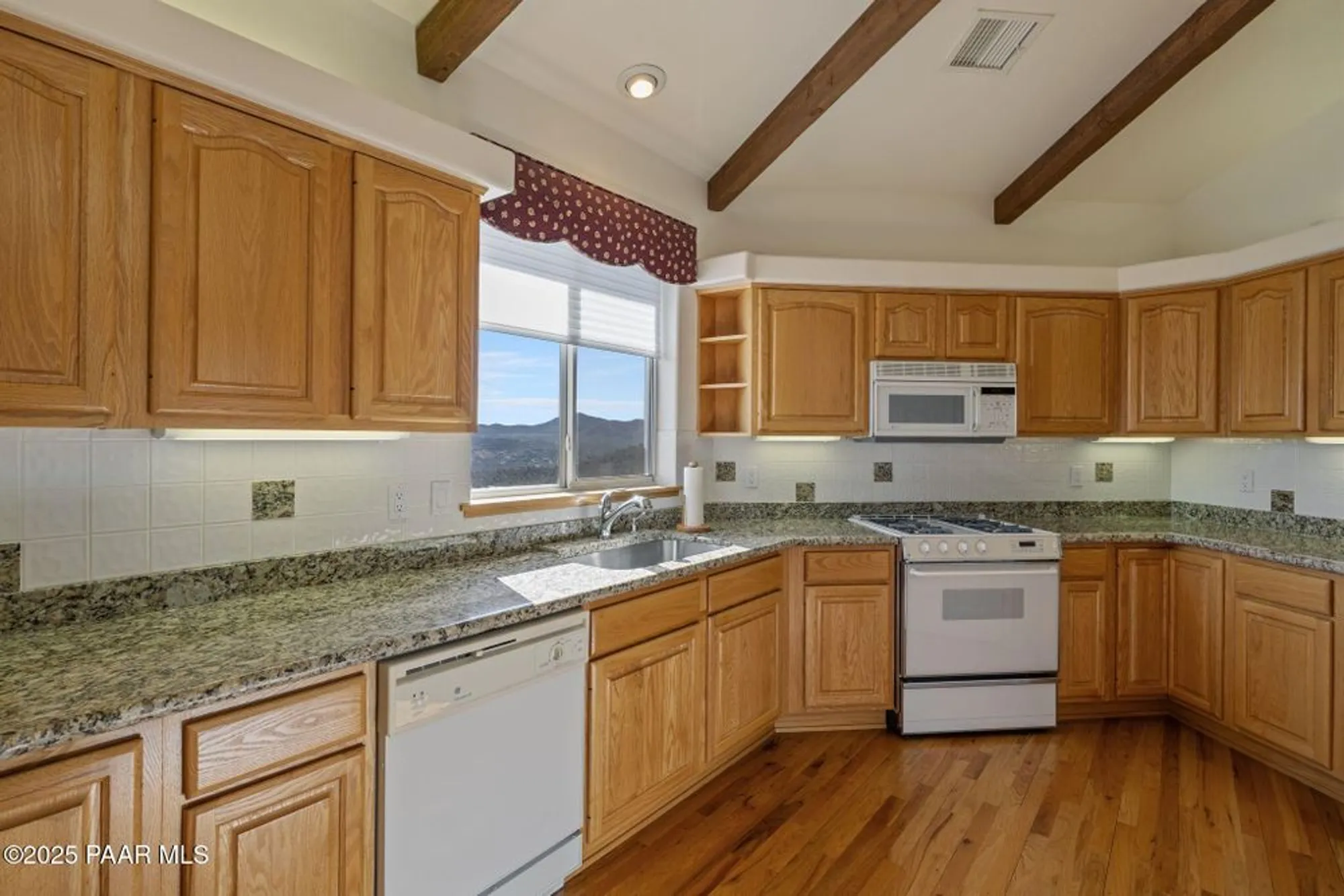 Property Slideshow image 11 of 53 | 477 miracle rider rd, Prescott, AZ, 86301