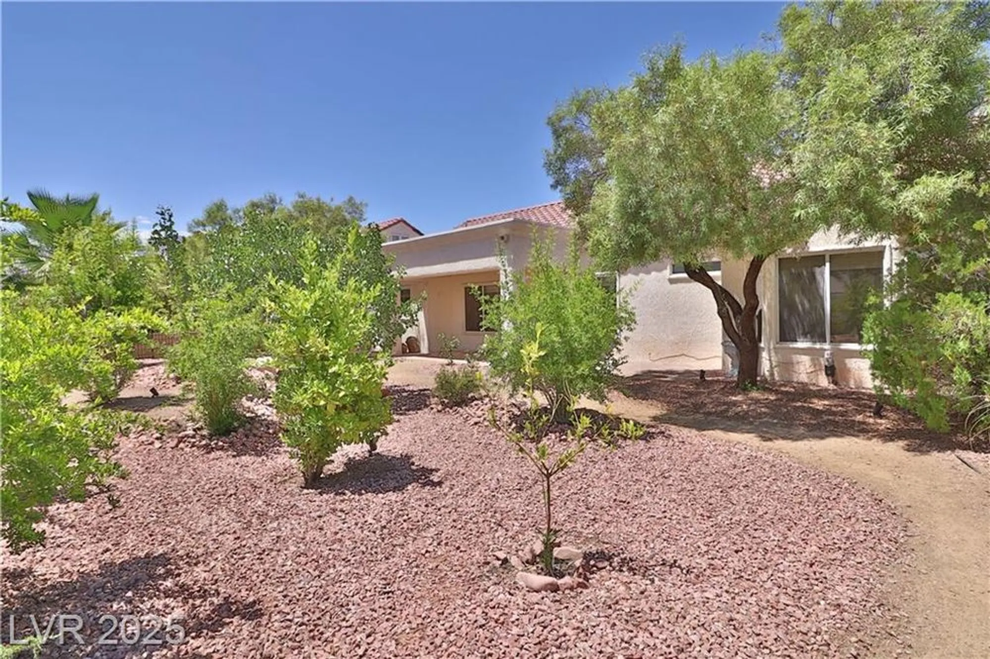 Property Slideshow image 35 of 39 | 9509 sundial dr, Las Vegas, NV, 89134