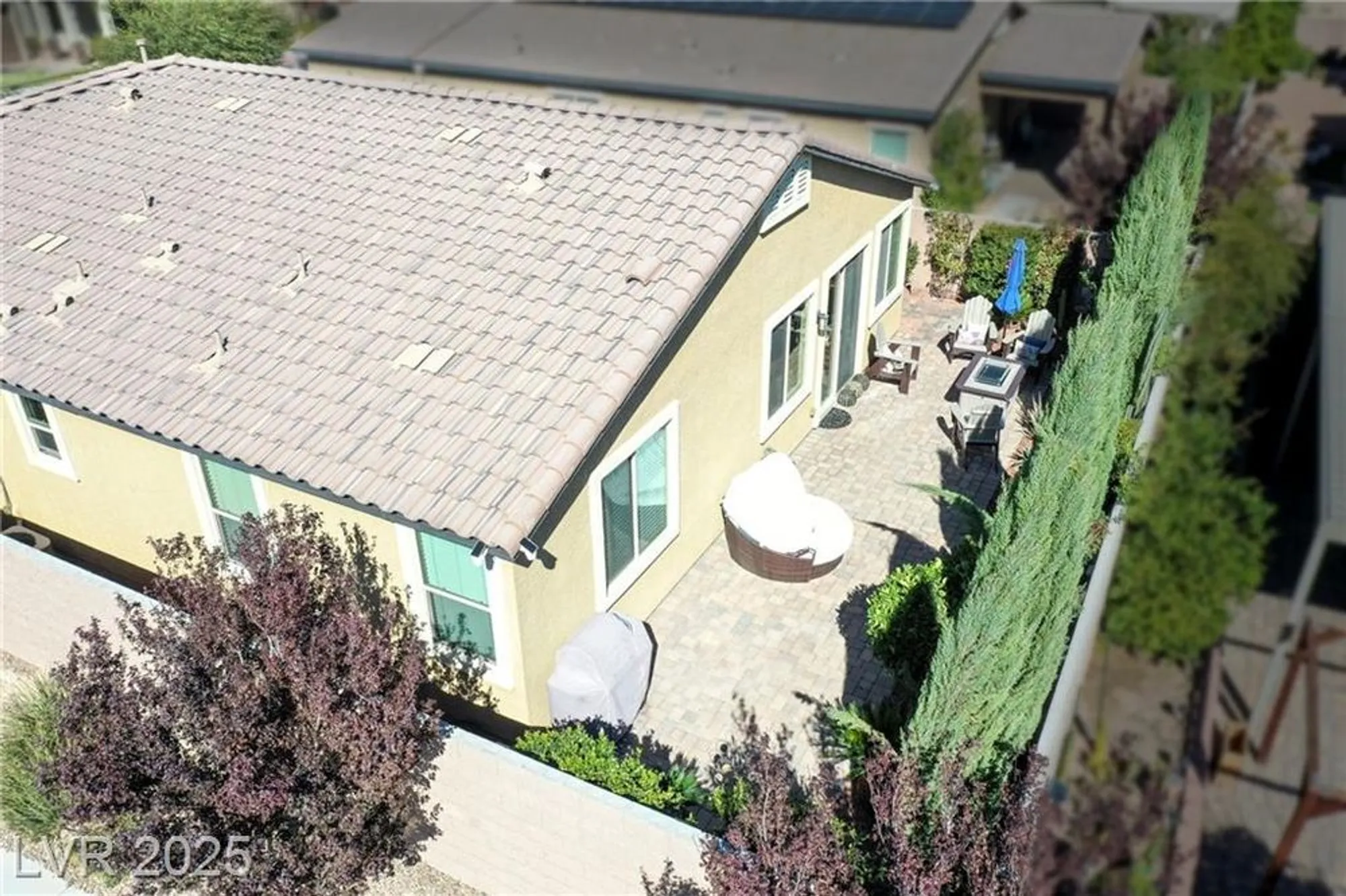 Property Slideshow image 58 of 68 | 1844 wolfcreek falls ct, Henderson, NV, 89044