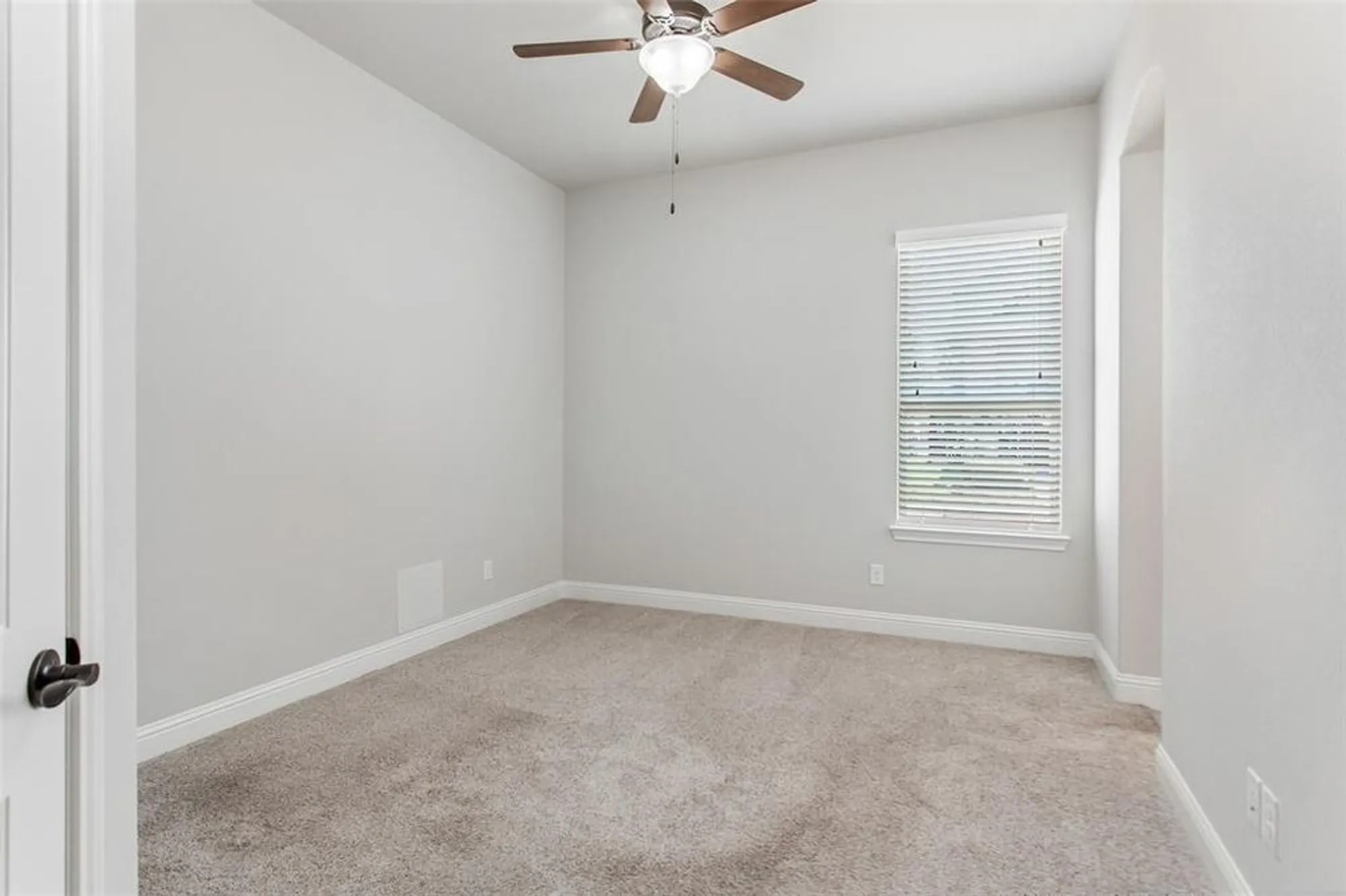 Property Slideshow image 31 of 40 | 8504 shallowford ln, Mckinney, TX, 75070