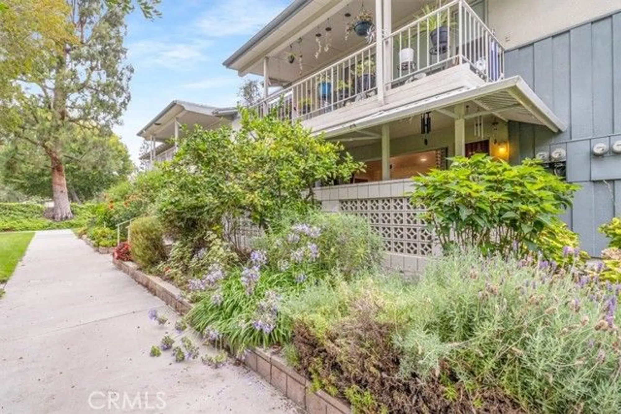 Property Slideshow image 4 of 50 | 107 via estrada f, Laguna Woods, CA, 92637