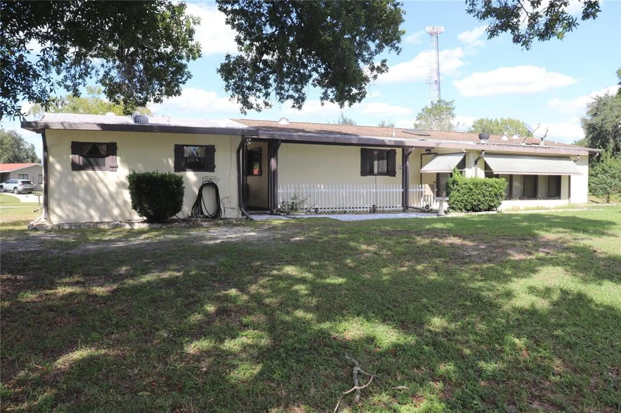 Property Slideshow image 2 of 24 | 9050 sw 101st pl, Ocala, FL, 34481