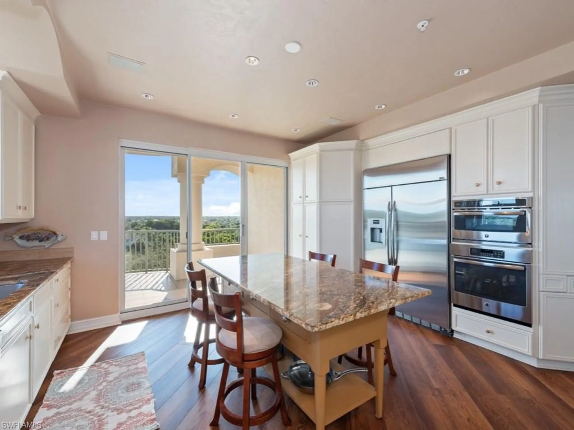 Property Slideshow image 12 of 46 | 4811 island pond ct 705, Bonita Springs, FL, 34134