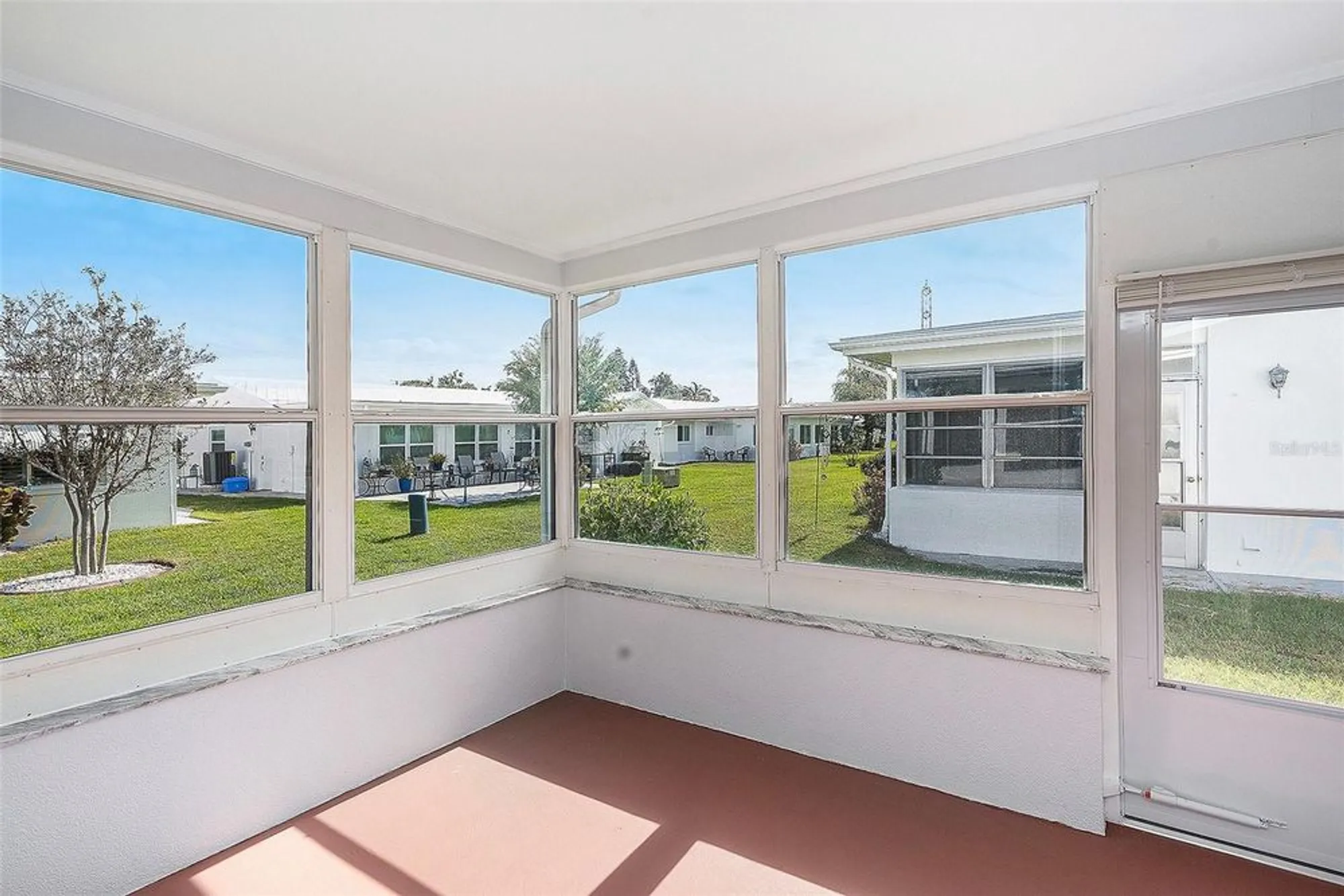 Property Slideshow image 14 of 26 | 9771 37th st n # 4, Pinellas Park, FL, 33782