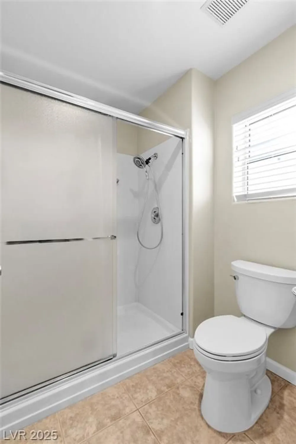 Property Slideshow image 20 of 30 | 10400 georgetown pl, Las Vegas, NV, 89134