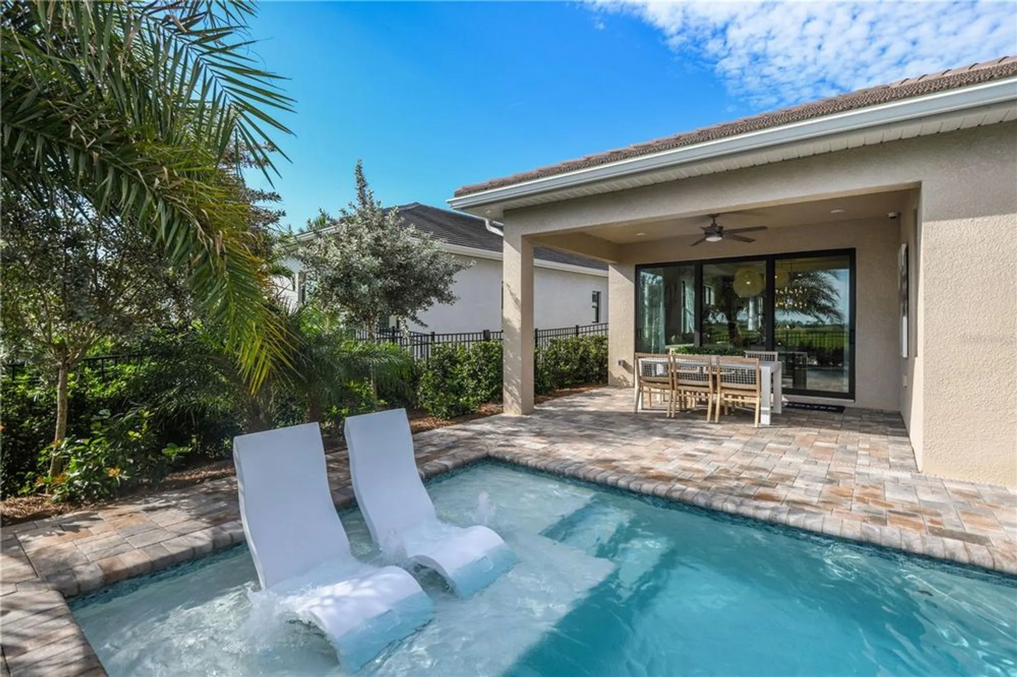Property Slideshow image 32 of 64 | 18352 rockport pl, Lakewood Ranch, FL, 34211