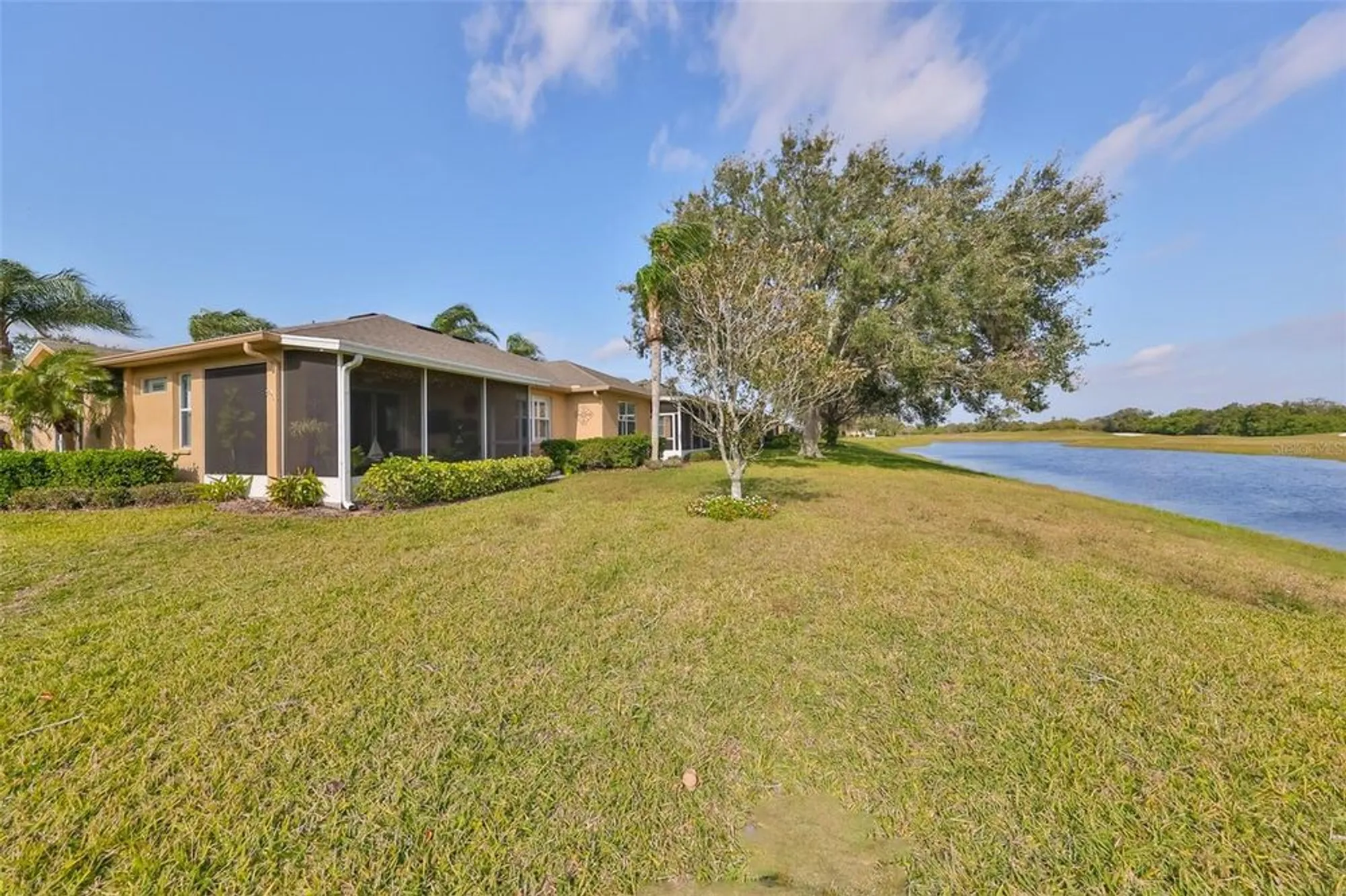 Property Slideshow image 33 of 41 | 2019 acadia greens dr, Sun City Center, FL, 33573