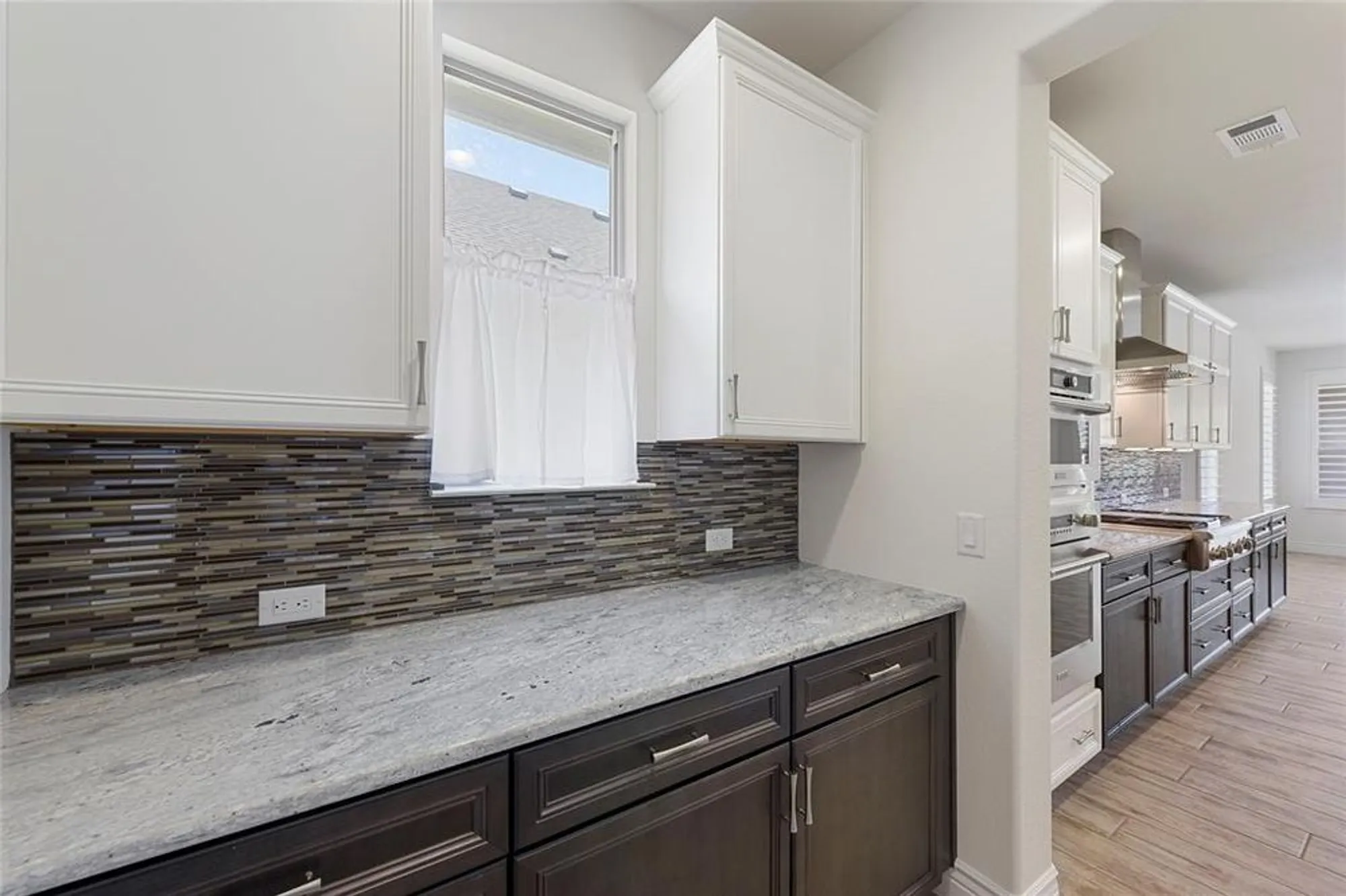 Property Slideshow image 12 of 33 | 9921 flint way, Denton, TX, 76207