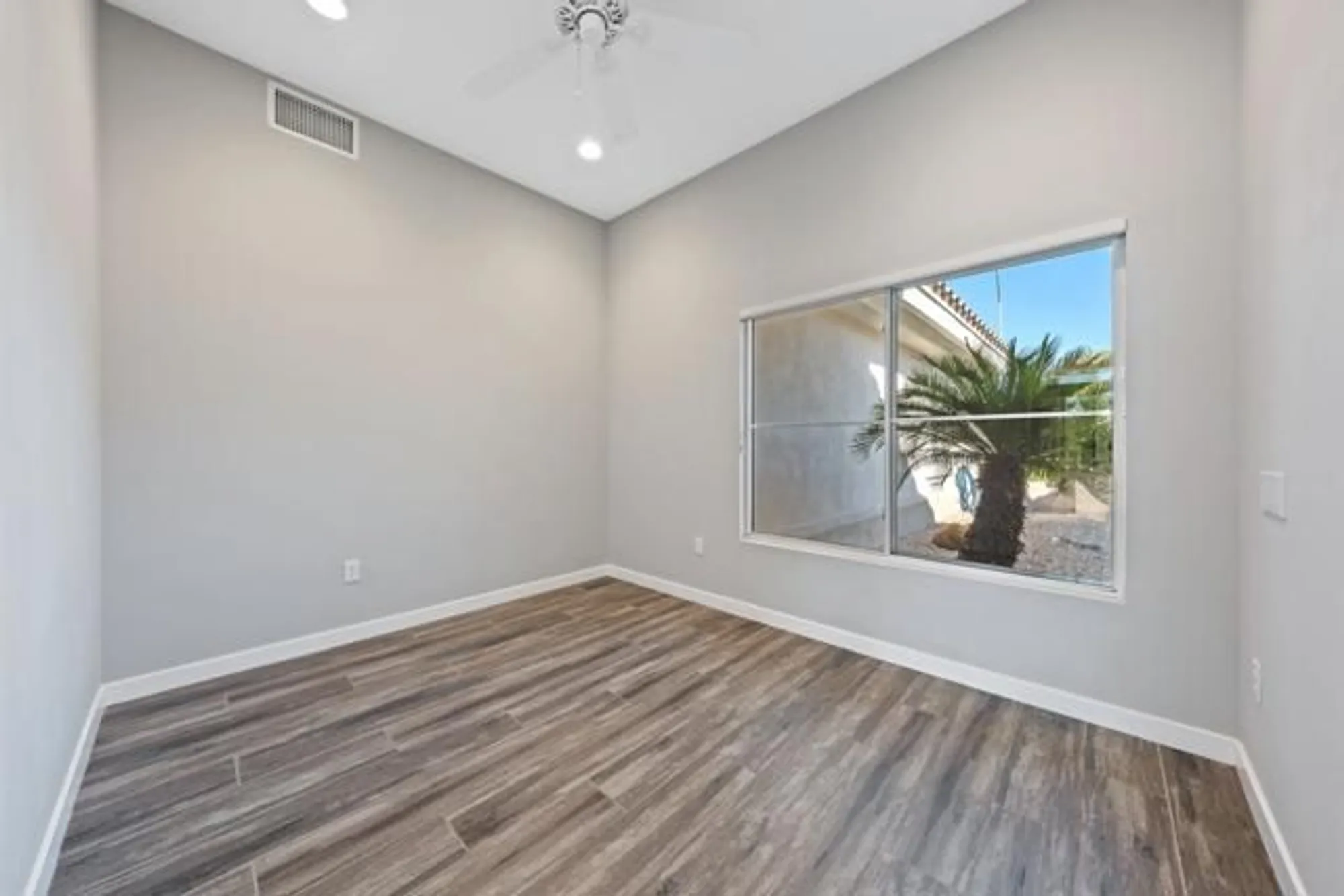 Property Slideshow image 23 of 39 | 38324 sunny days dr, Palm Desert, CA, 92211